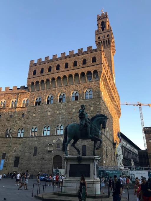 La Musa di via Dante