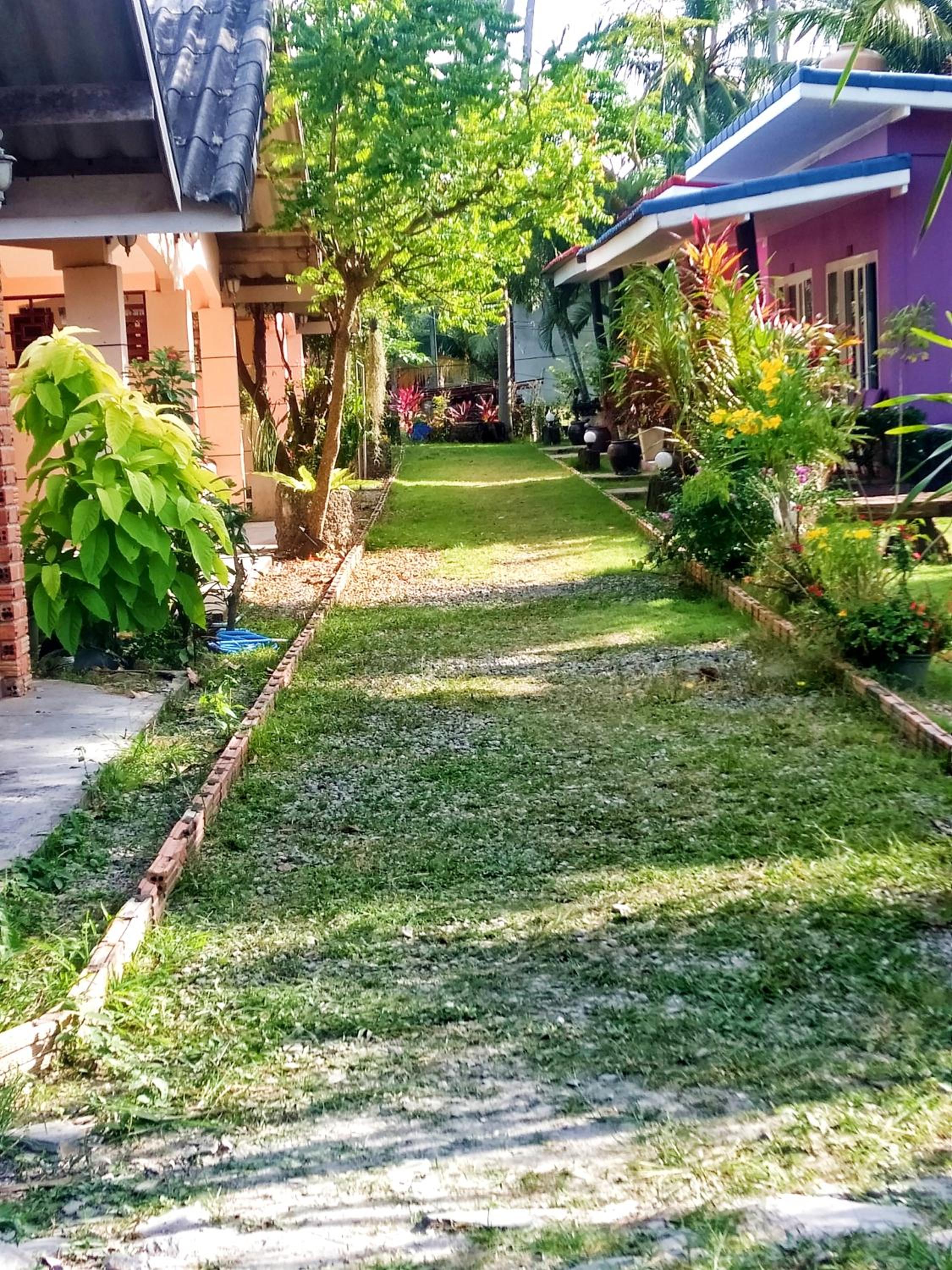 Suwantana Lanta Houses view 3