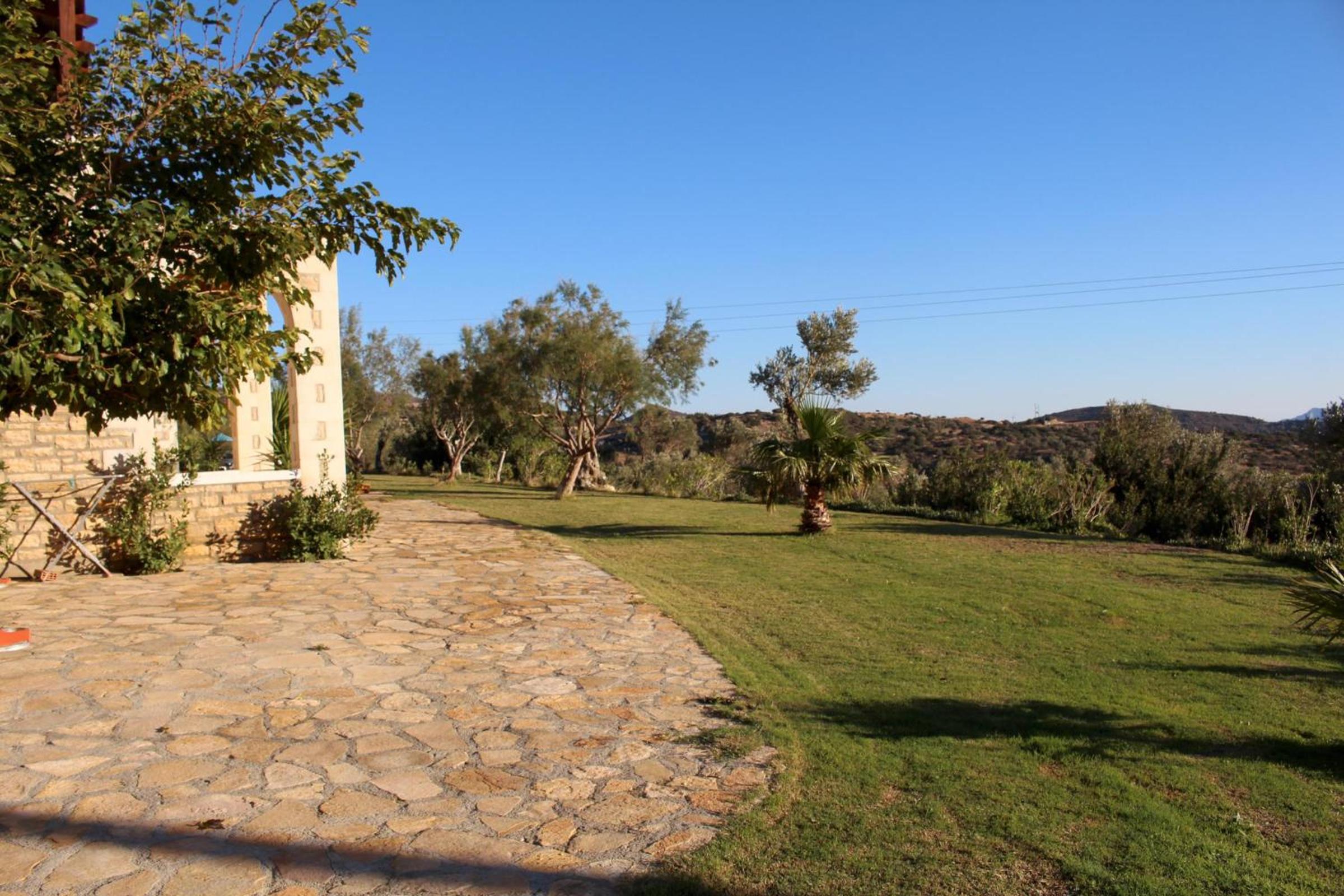 Petra-Mare 2 view 4
