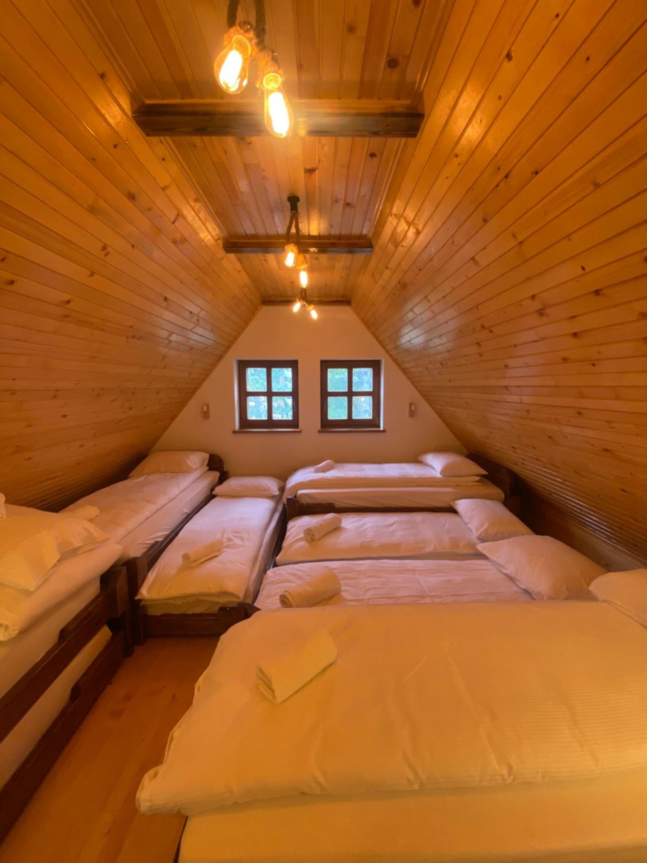 Apartmani Astra