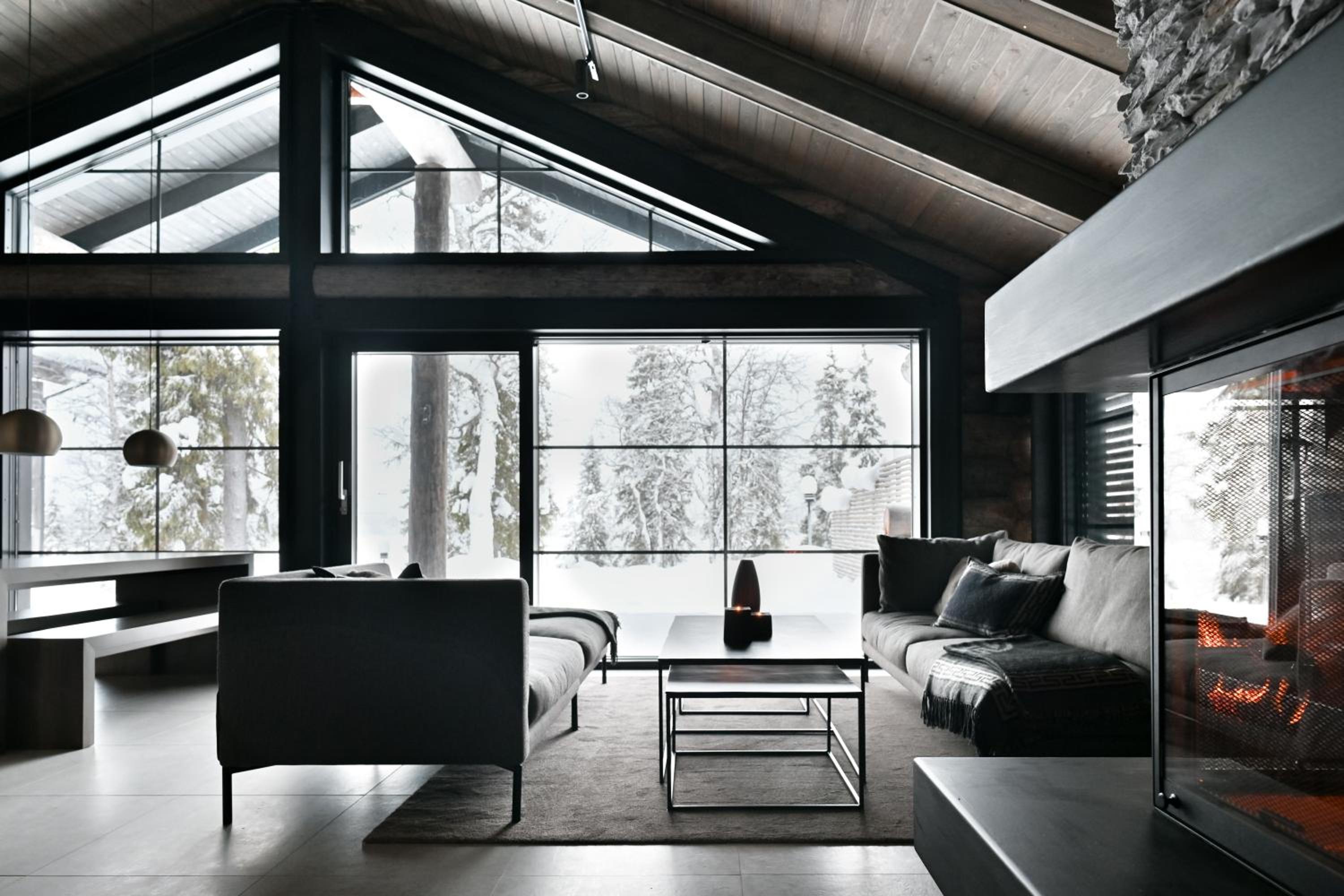 Villa Lake Ruka view 5