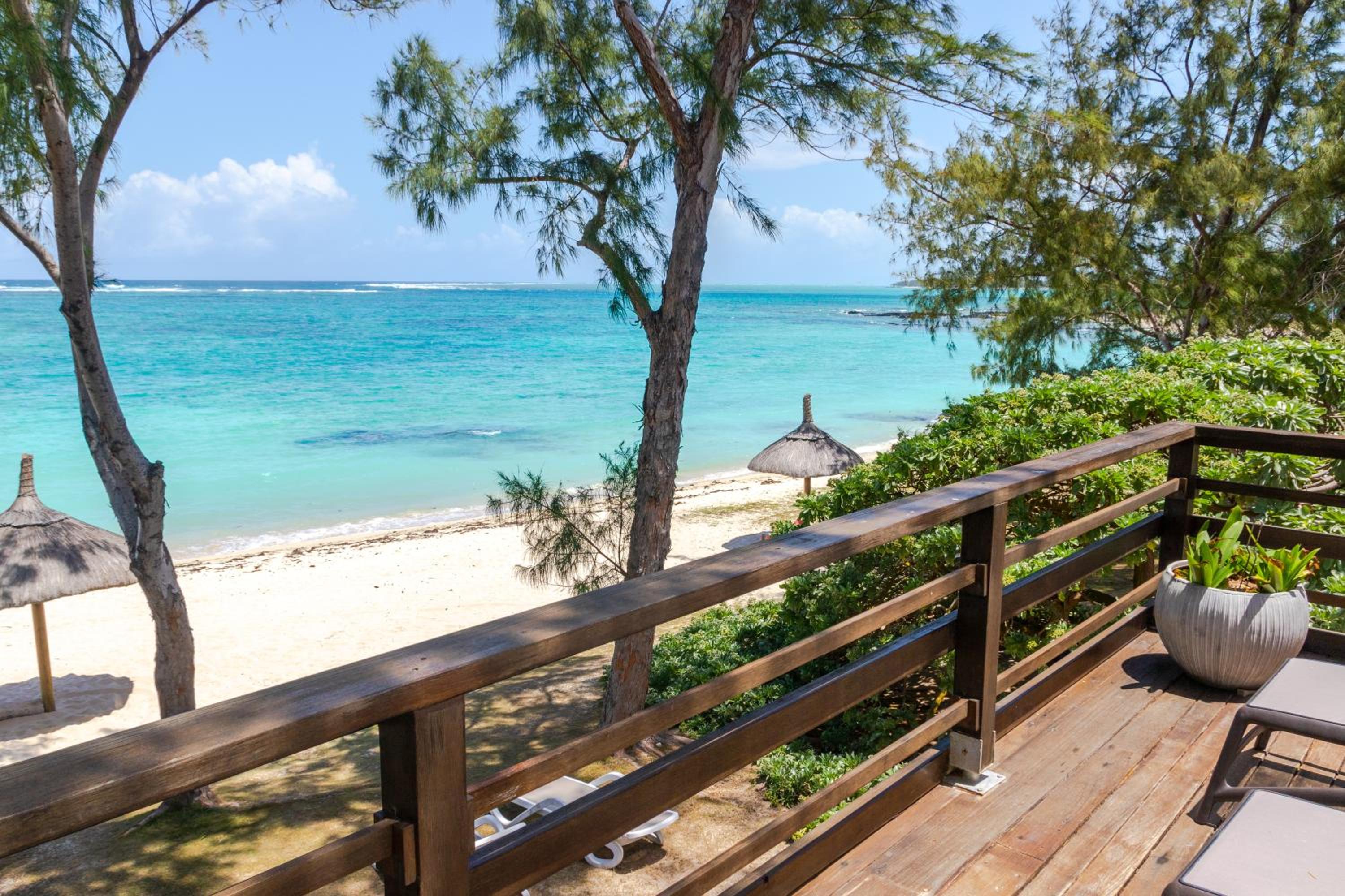 BlueMoon Villa - Authentic, seaside living photo 5