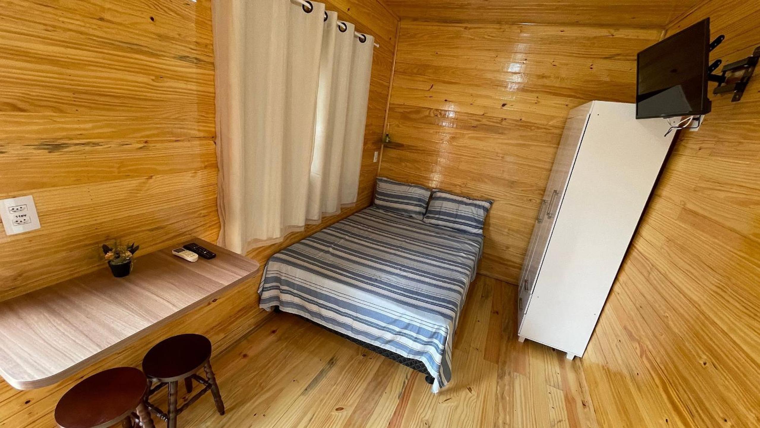 Lindos e novos Chalés na região central de Foz