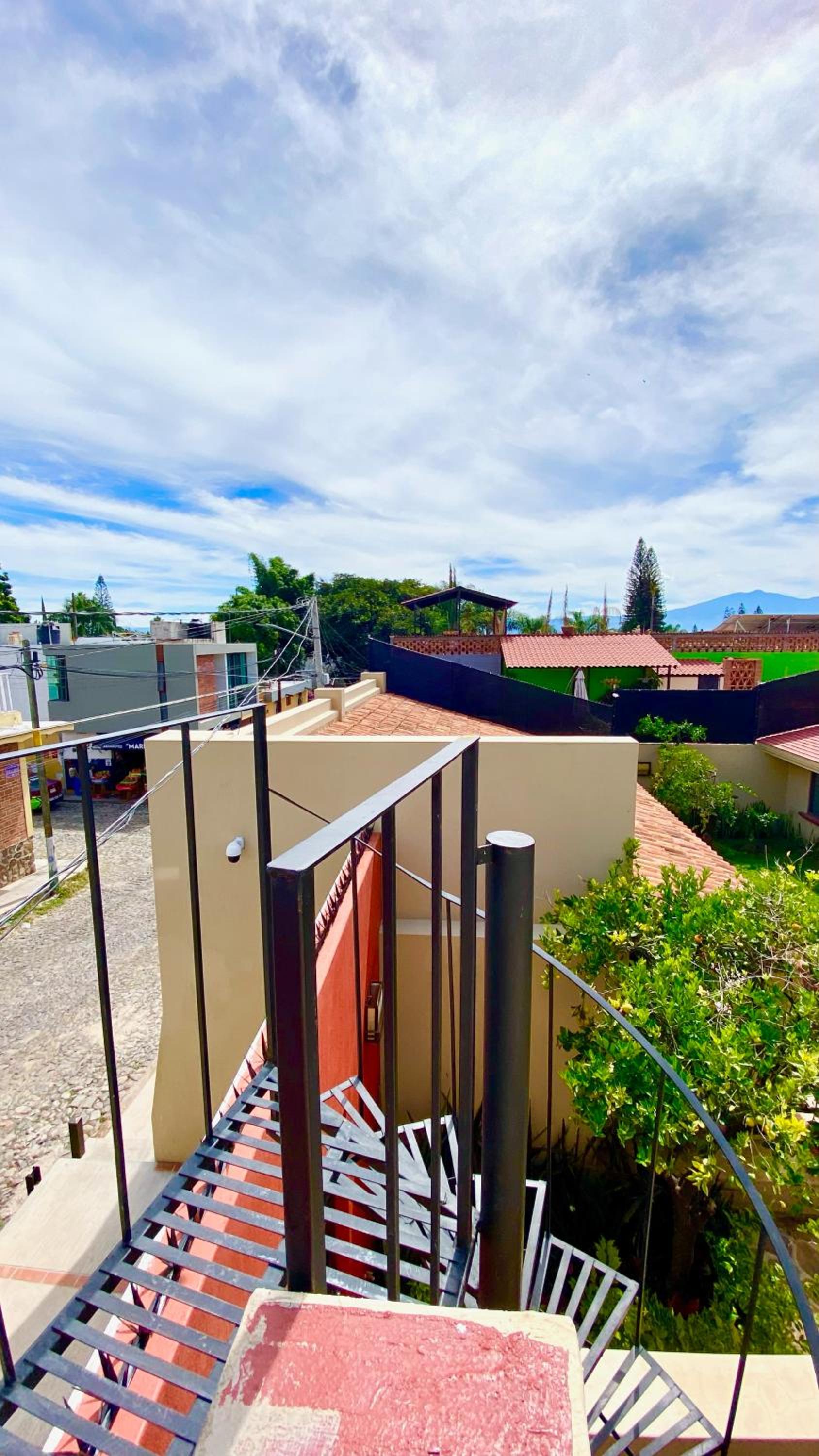 Ajijic Lake Chapala Villas - Private Gym - Pickleball court view 5