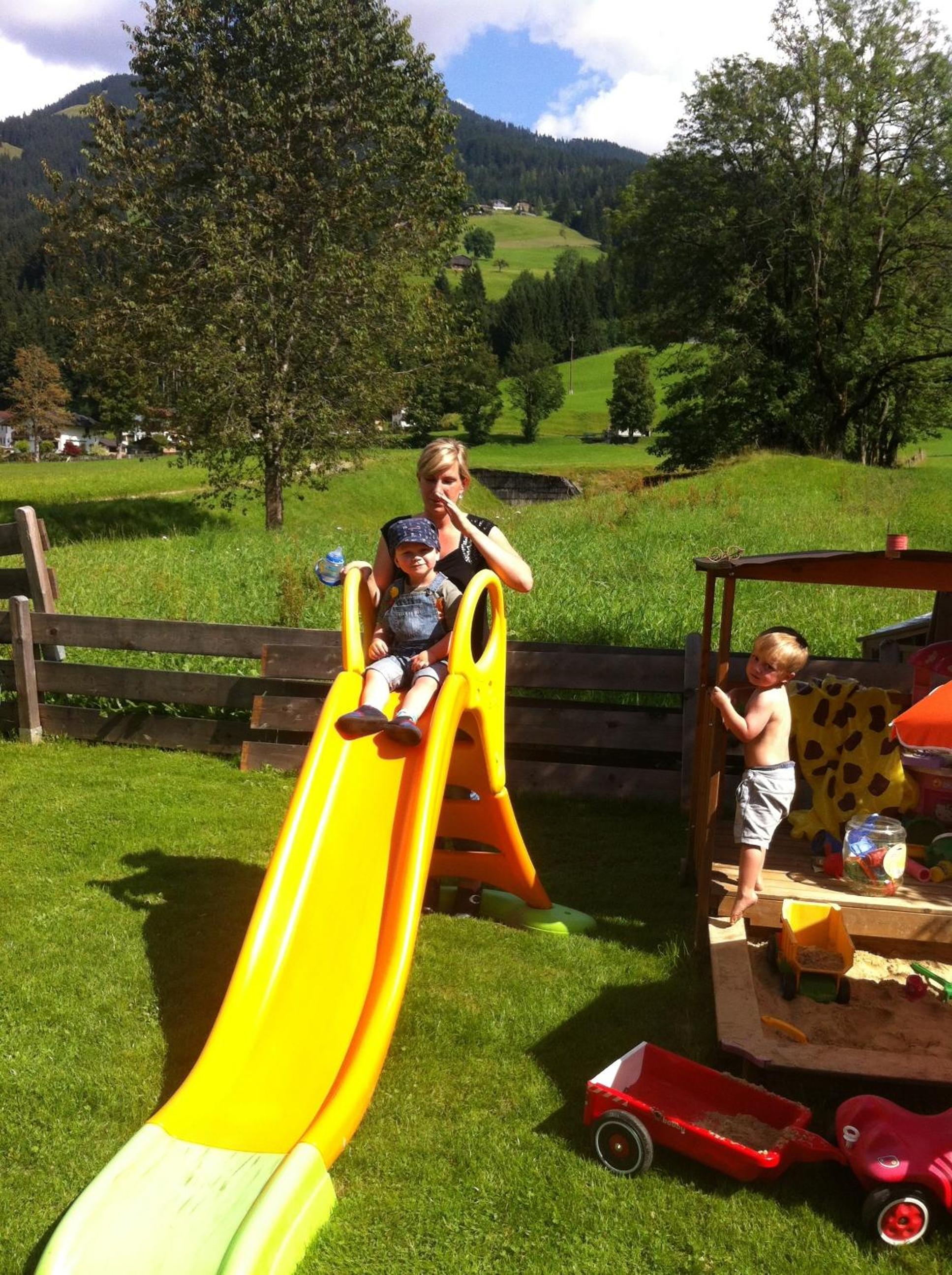 Photo 44