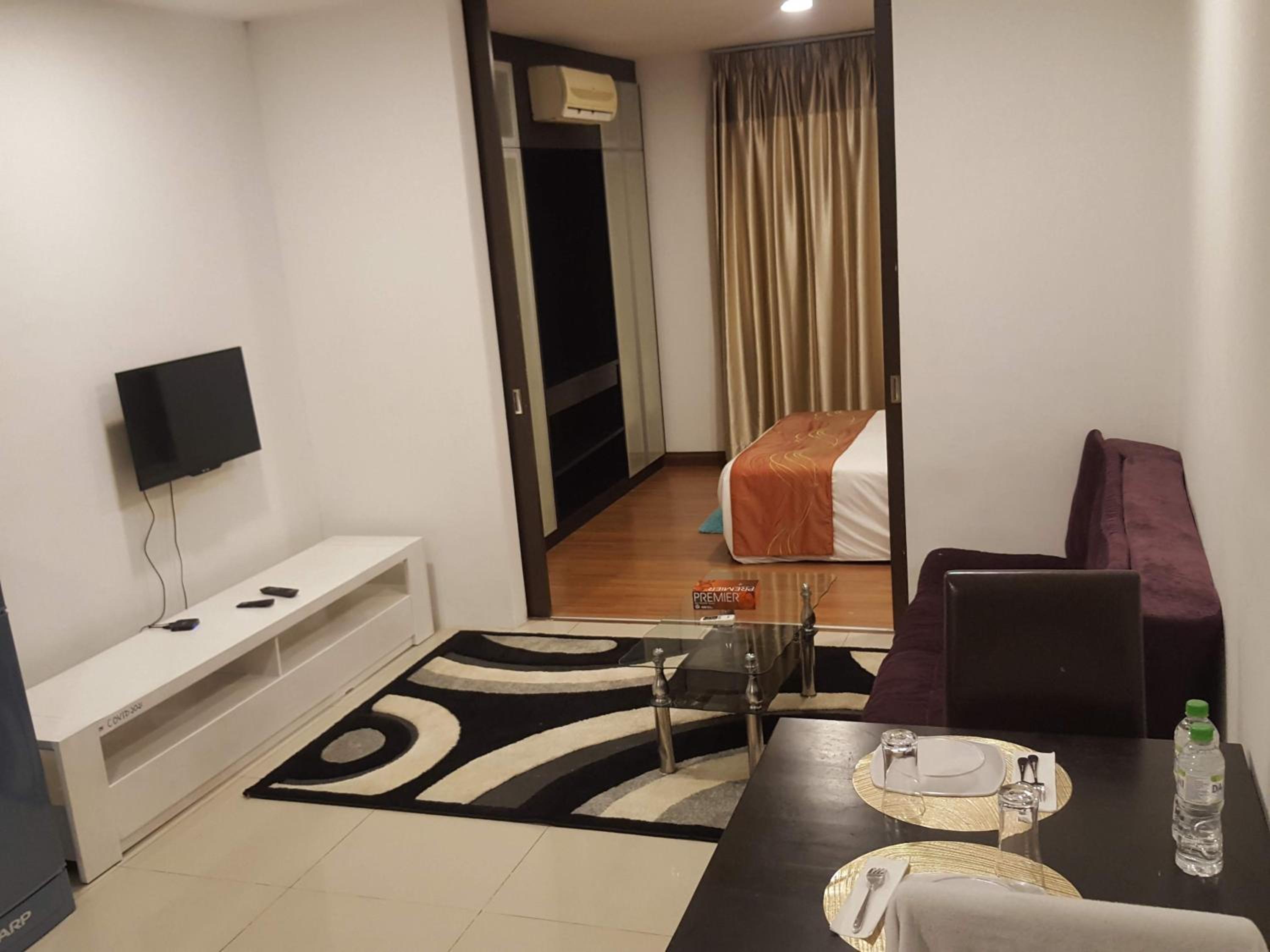 One Maxim Residence at Taragon