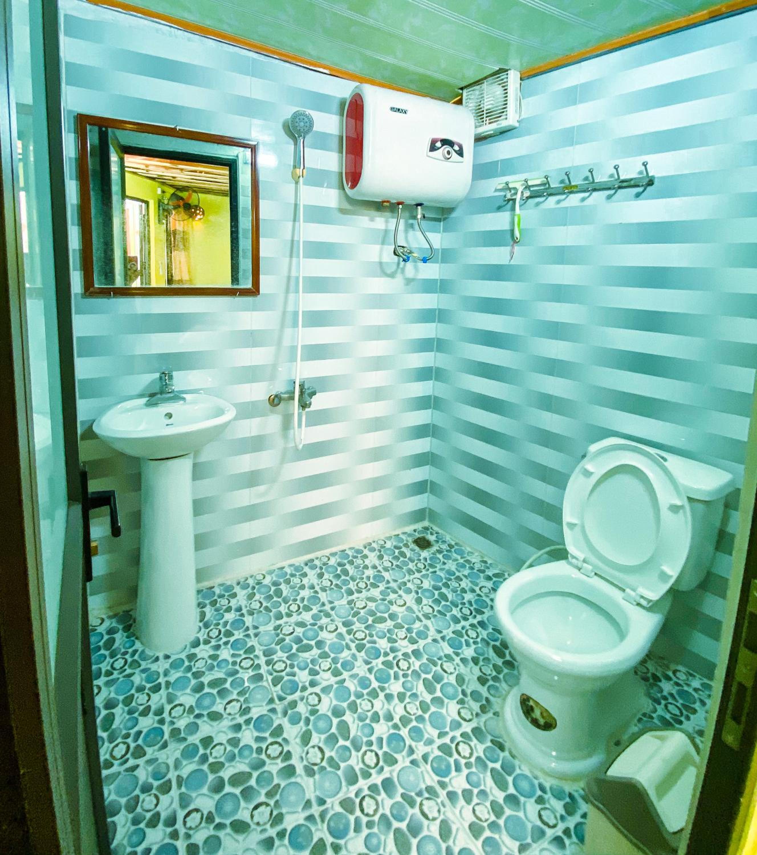 Photo 10