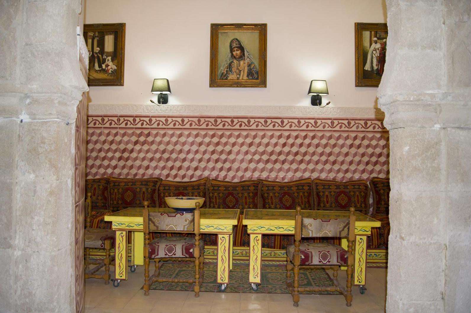 lounge