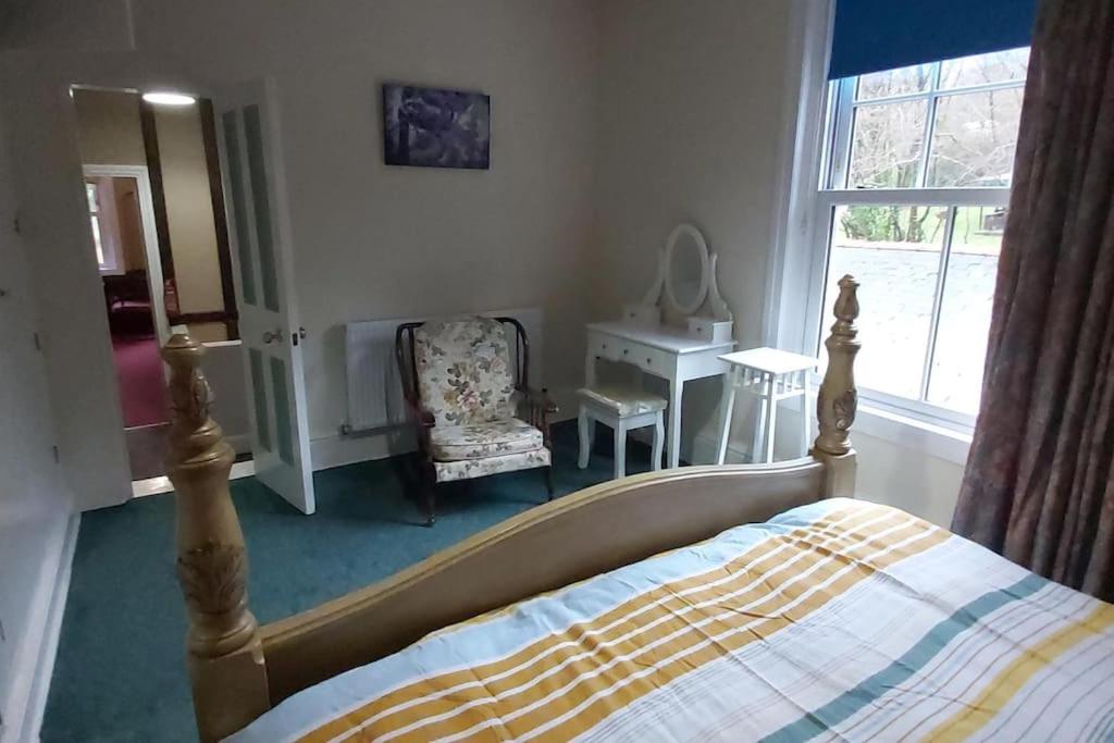 Country Mansion - Private Annexe