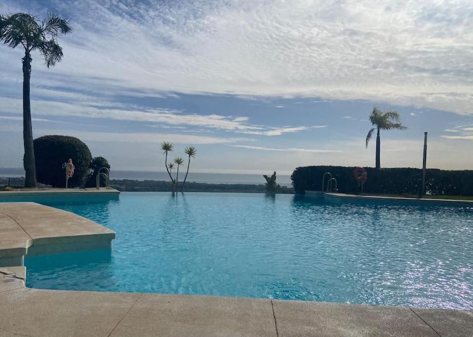 Elegant apartment, stunning views, fully renovated in la Hacienda del Senorio de Cifuentes
