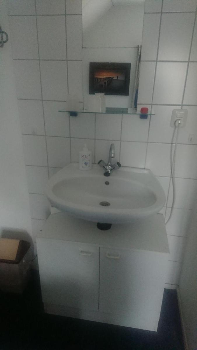 Photo 33