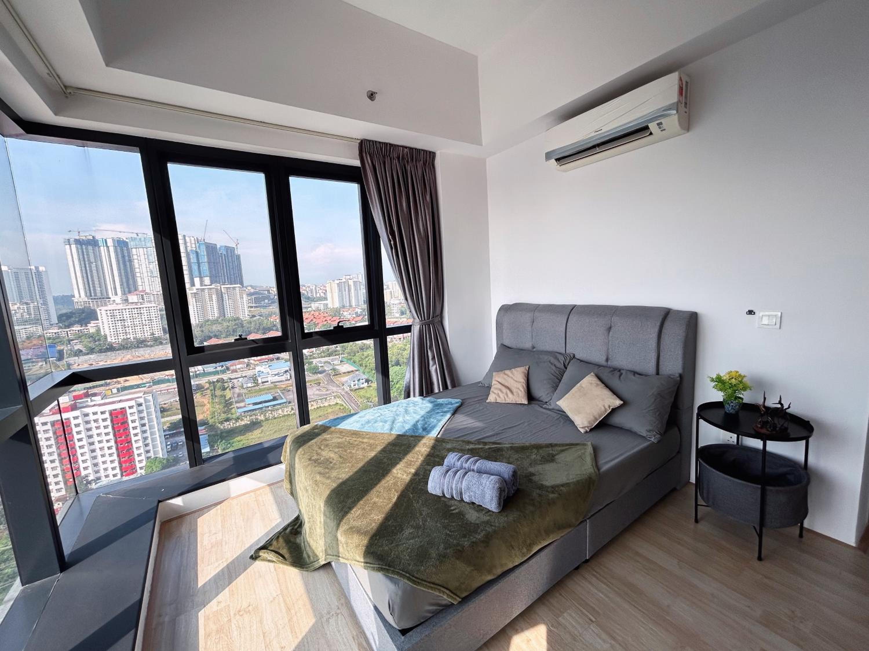 FREE Parking Revo 2Room Rooftop Pool L21