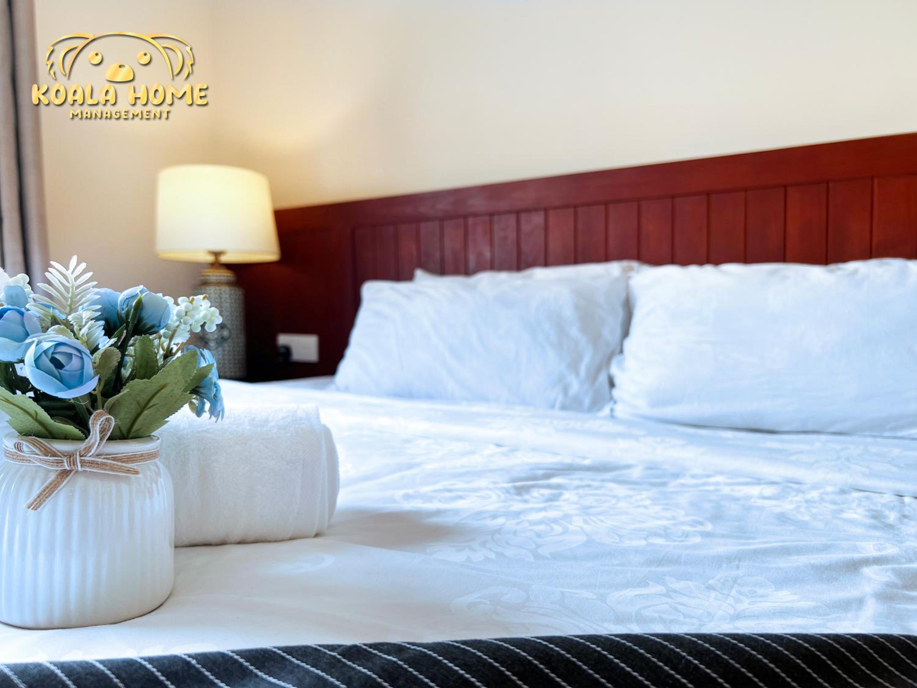 Riviera Hotel by Owner photo 6