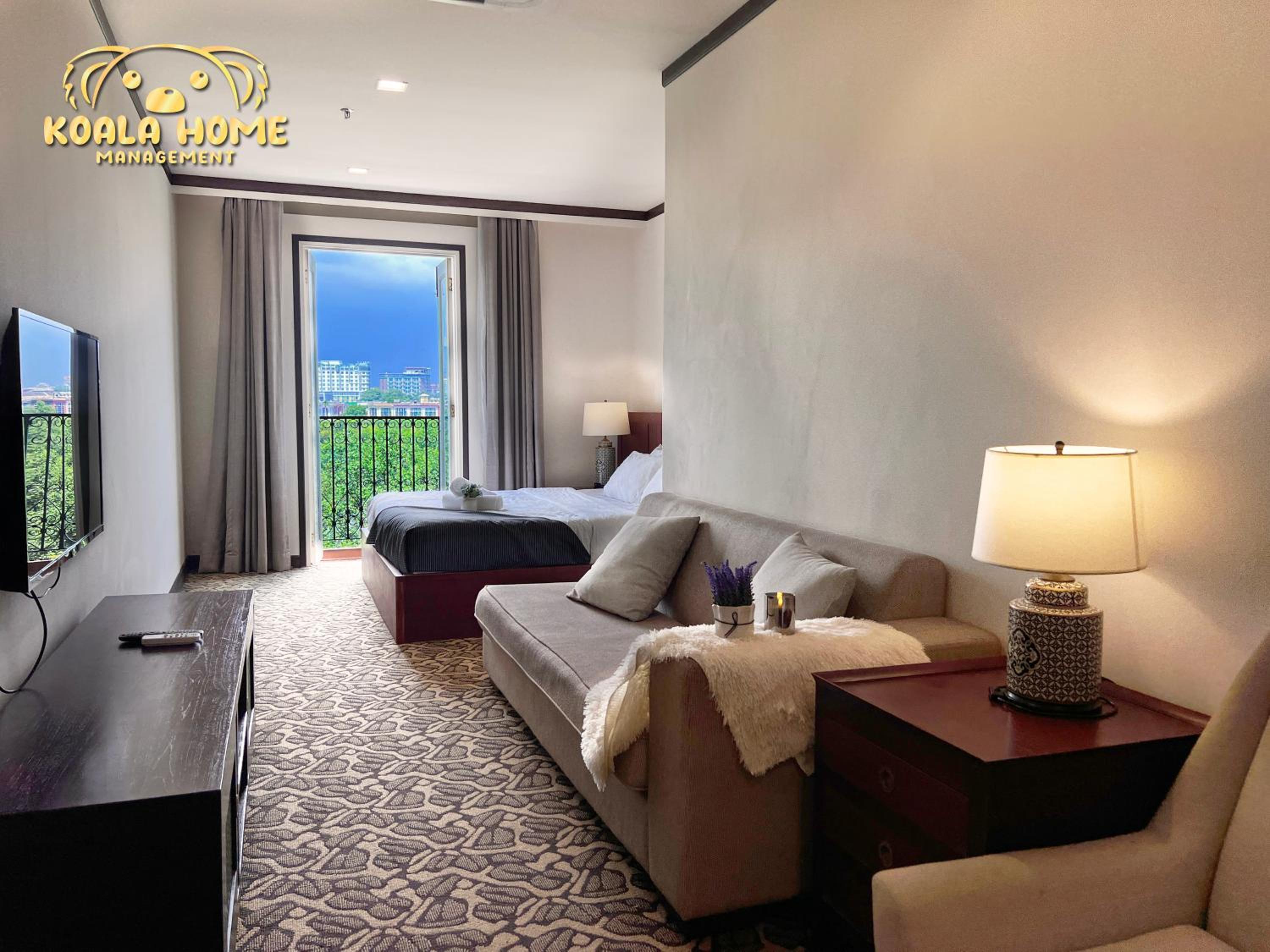 Riviera Hotel by Owner photo 2