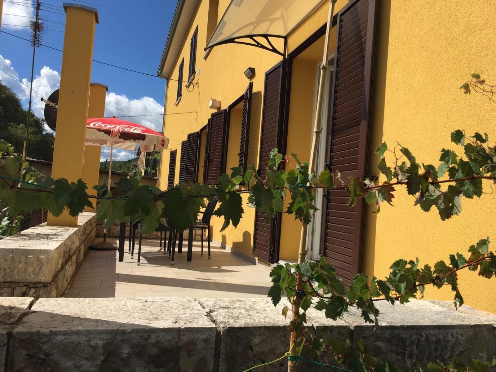 L APARTMENT en Raša