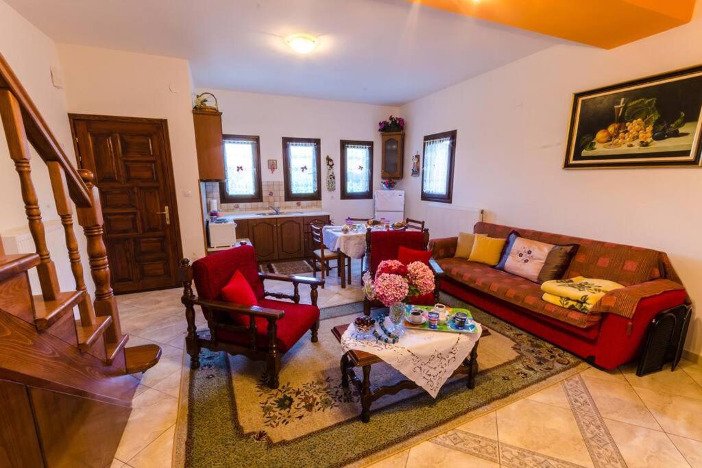 Pelion Maisonette