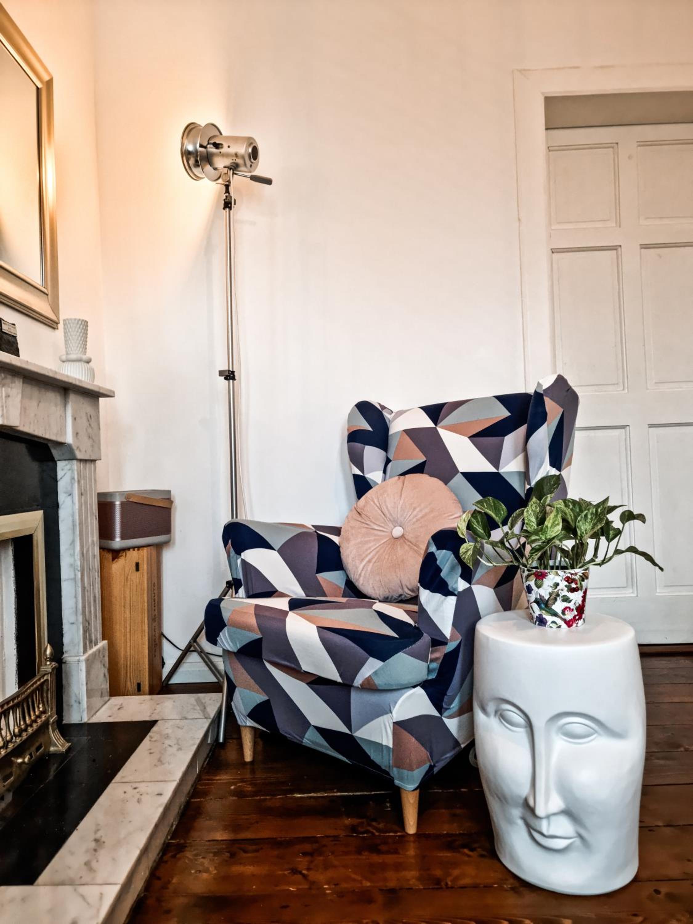 Stylish Apartment 1880s Guinness Worker House