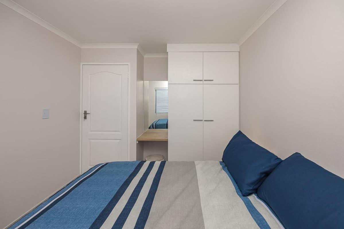 Blouberg Pearl view 5