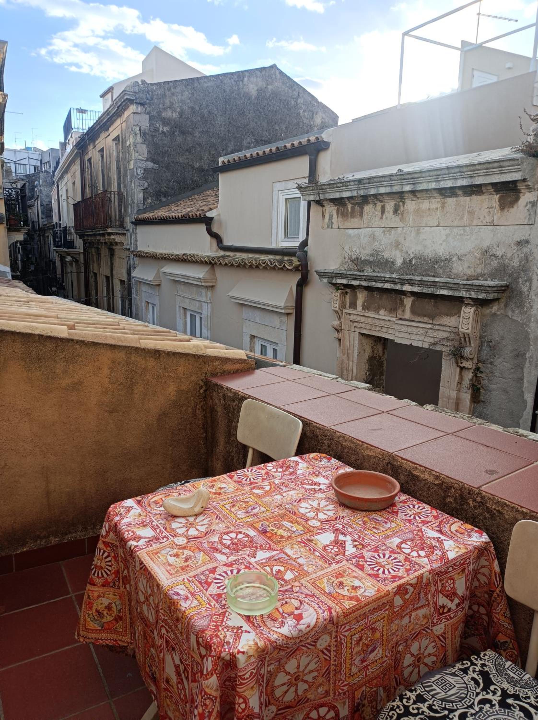 Photo 33