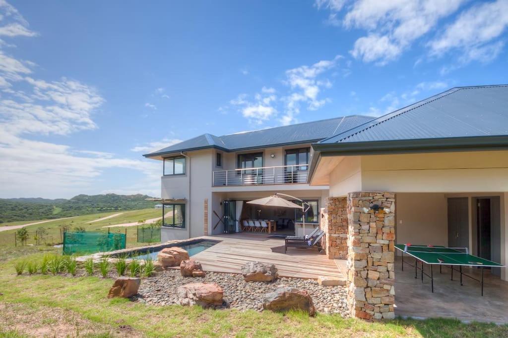 Umthi Lodge, Wildlife, Pool, Power Inverter view 3
