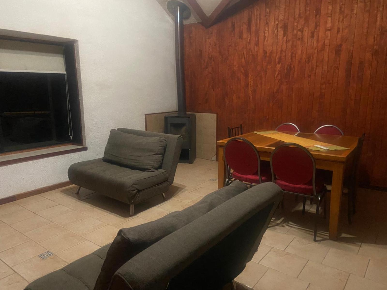 Pucón casa con piscina 6 personas