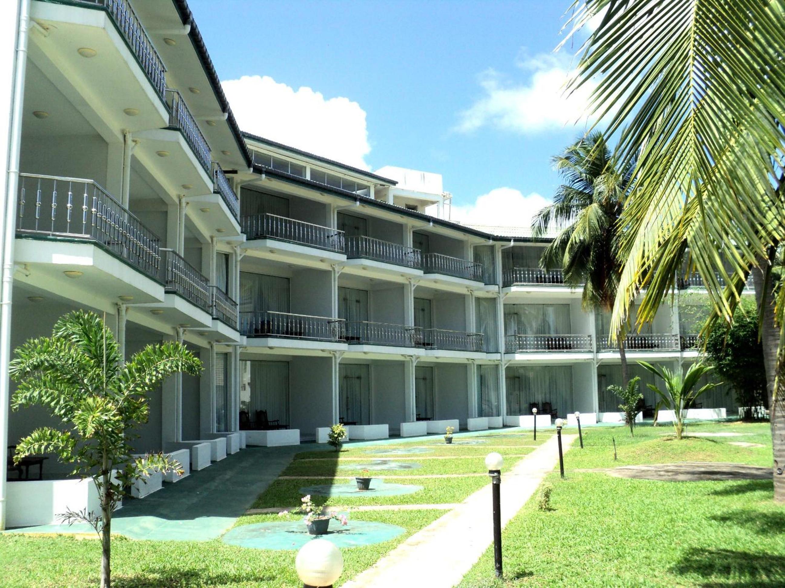 Hotel Sea Lotus Park - Image 1