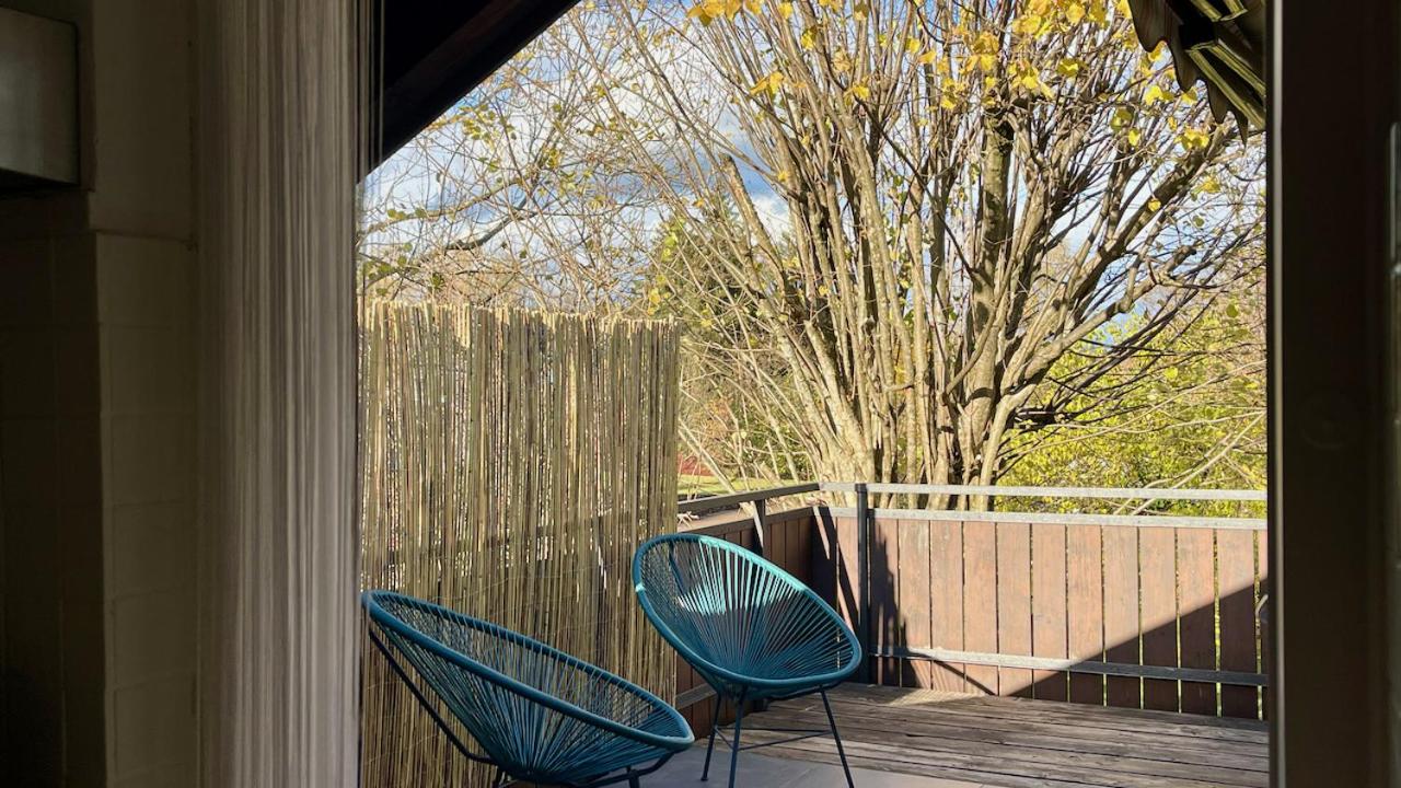 Quiet 2 room garden loft with terrace