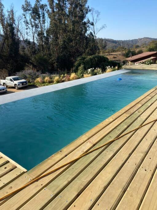 Casa con Piscina y terrazas