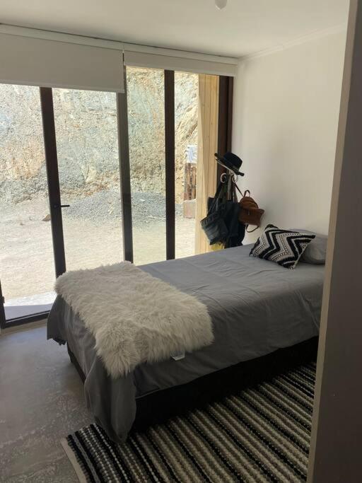 Casa con Piscina y terrazas