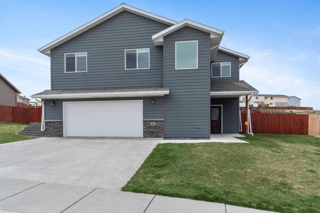 Hotel Large Home in the Most Convenient Location - Image 1