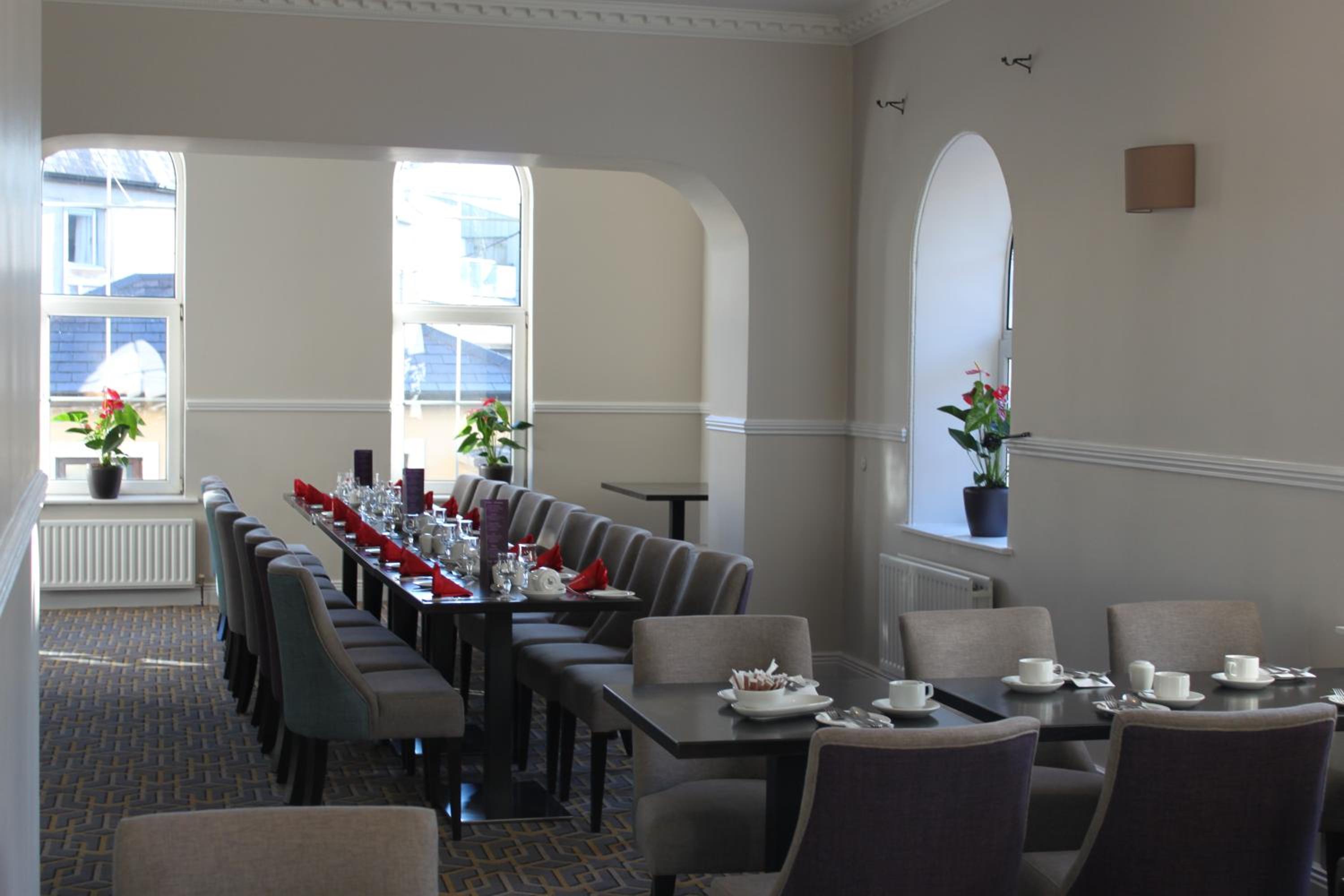 Cork Vacations - Maldron Hotel Shandon Cork City - Property Image 11