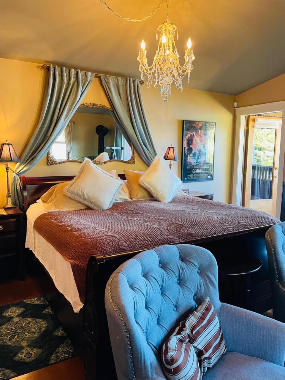 The Tuwanek Bed and Breakfast