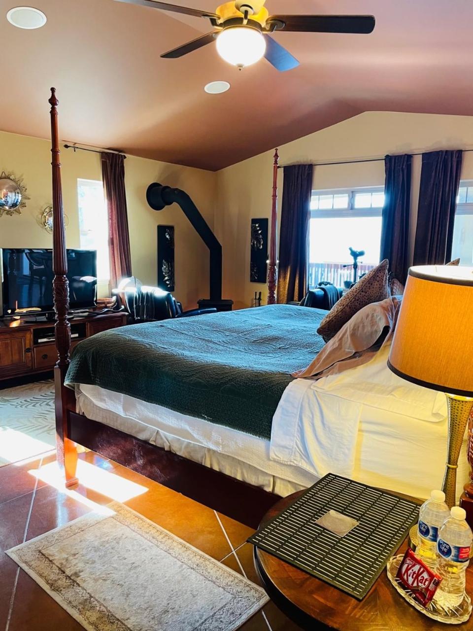 The Tuwanek Bed and Breakfast