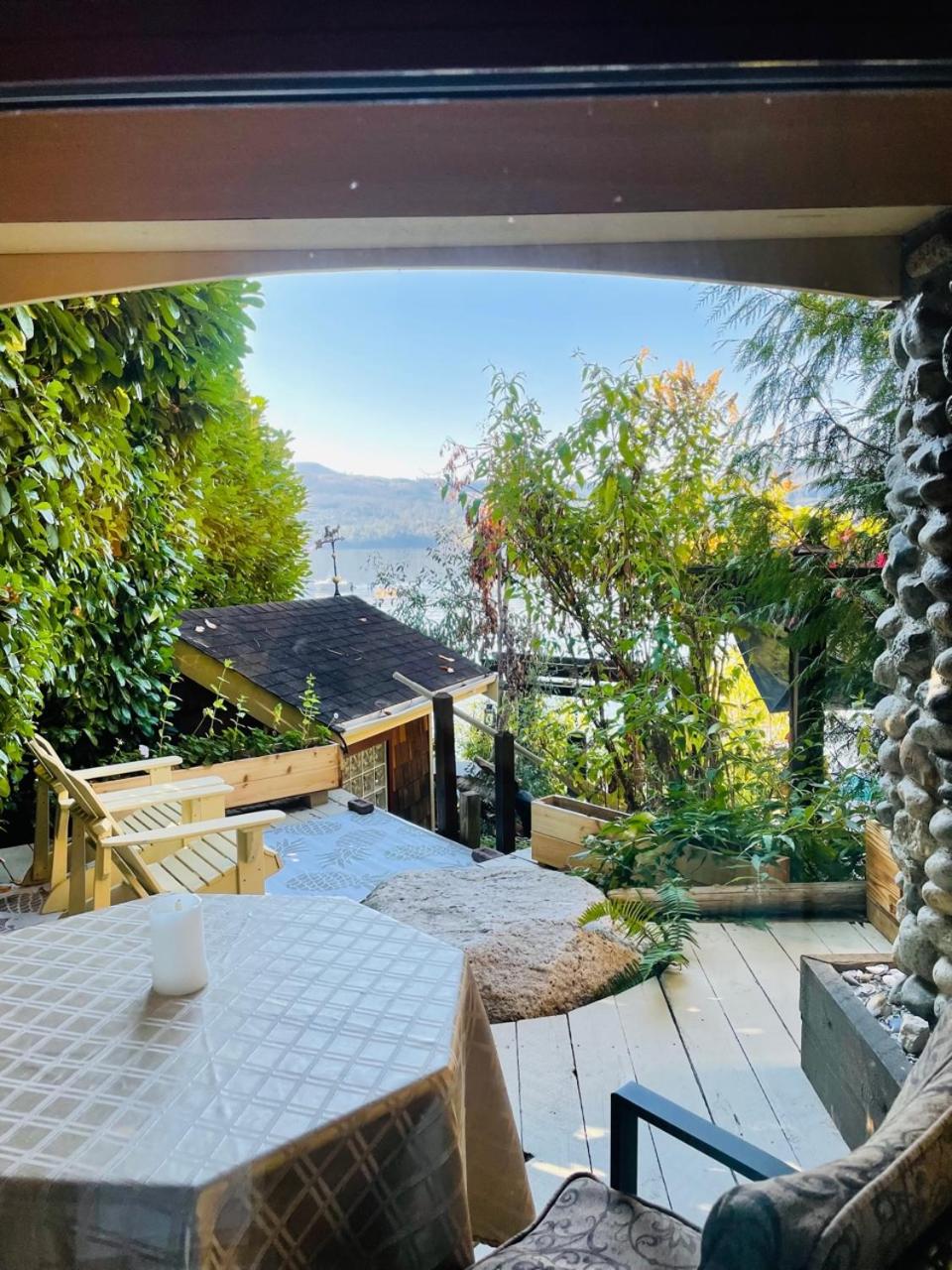 The Tuwanek Bed and Breakfast