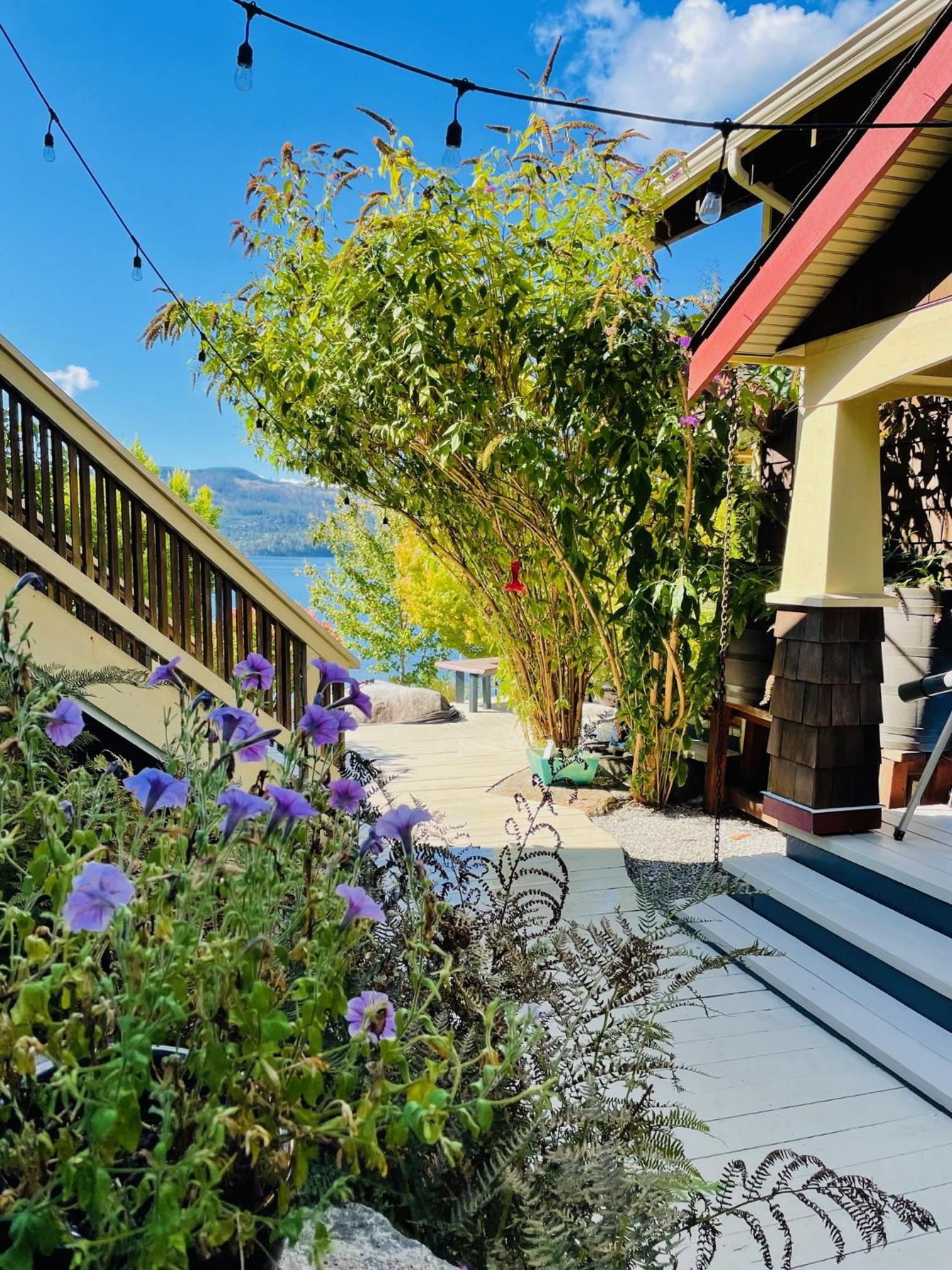 The Tuwanek Bed and Breakfast