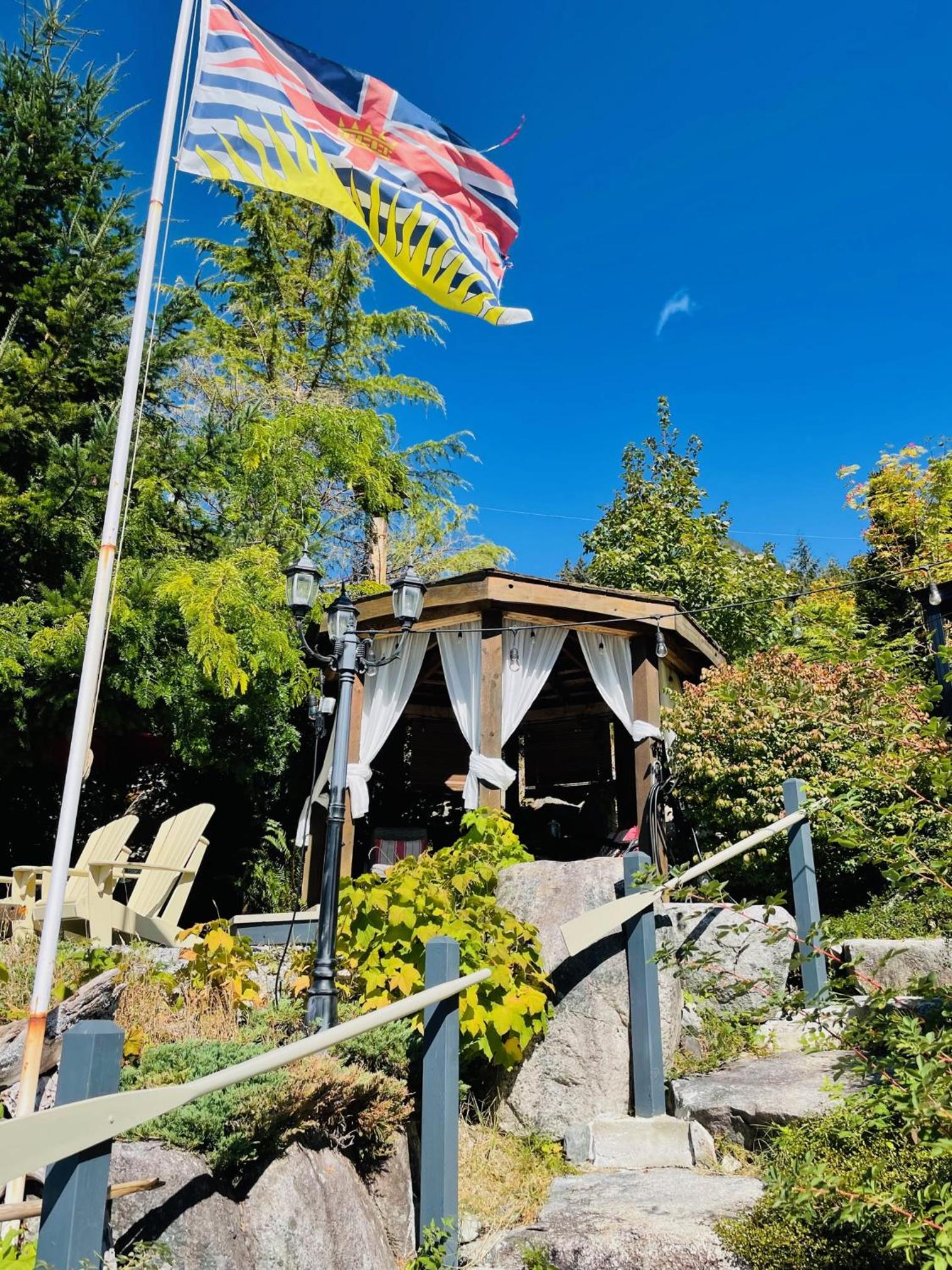 The Tuwanek Bed and Breakfast