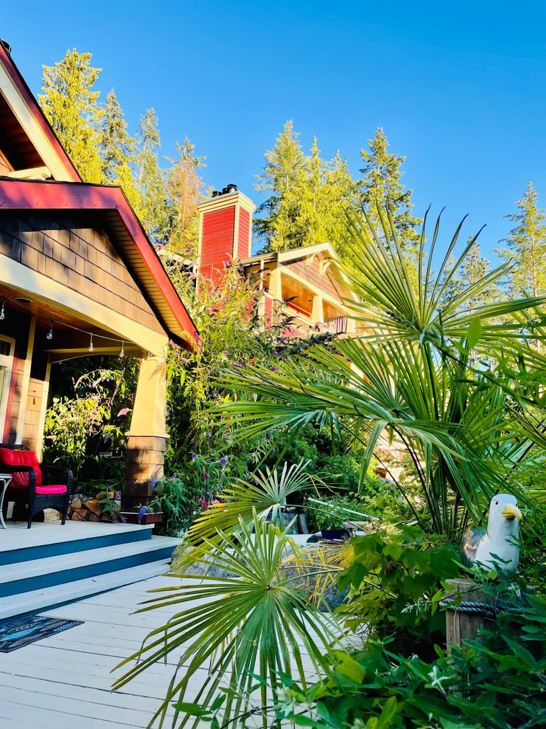 The Tuwanek Bed and Breakfast