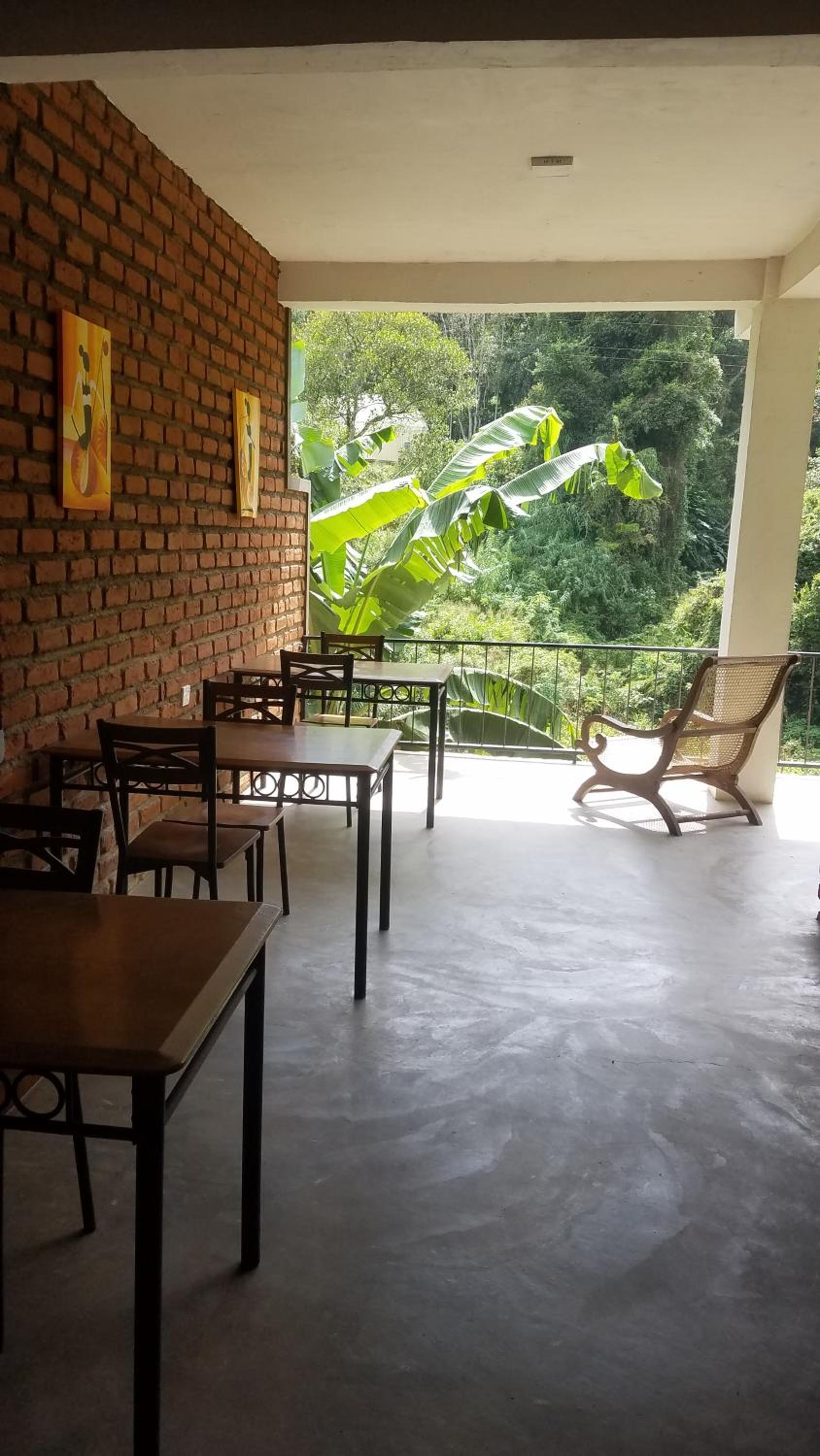 Ayubo Ella - Bed & Breakfast