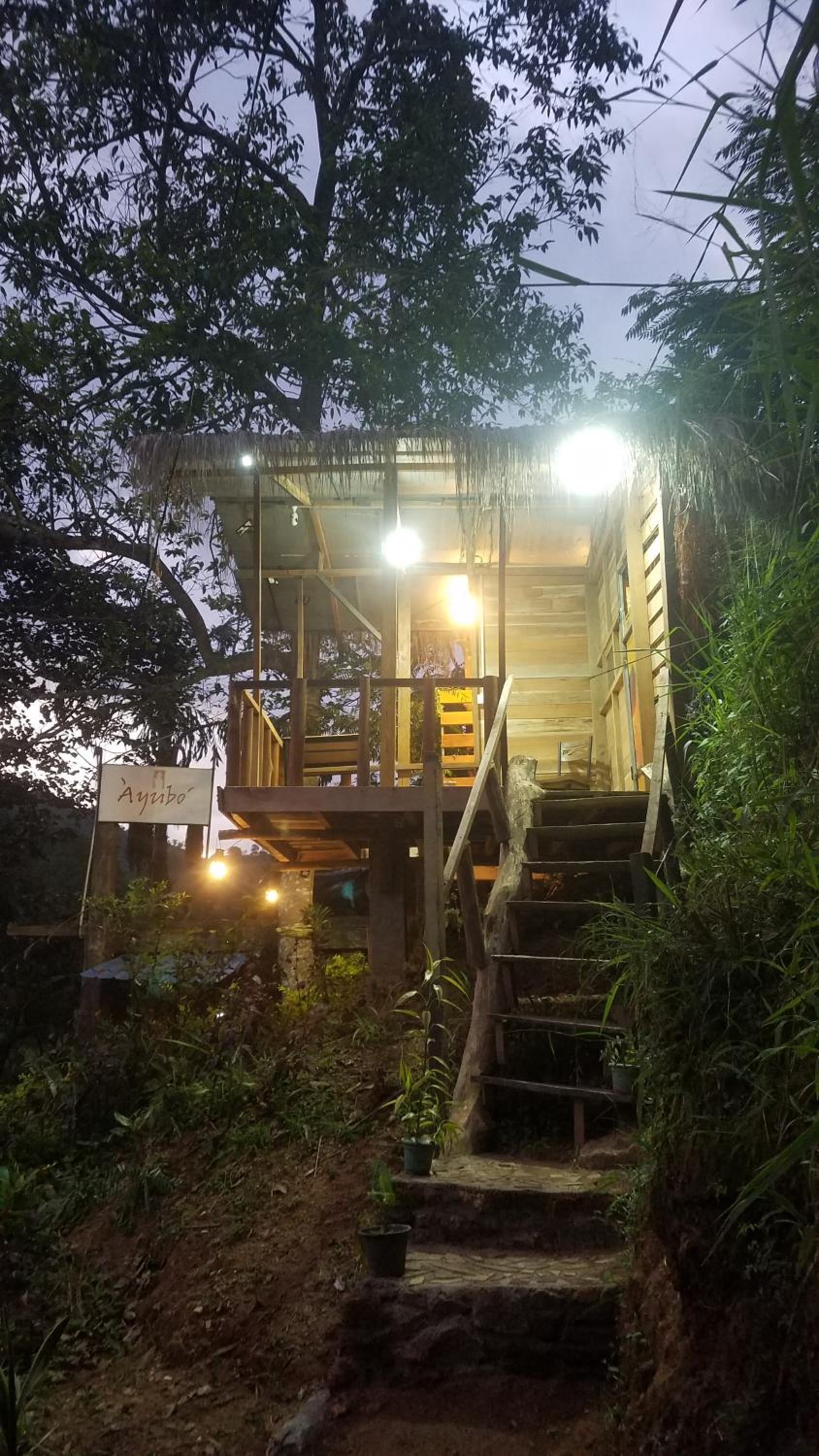 Ayubo Ella - Bed & Breakfast