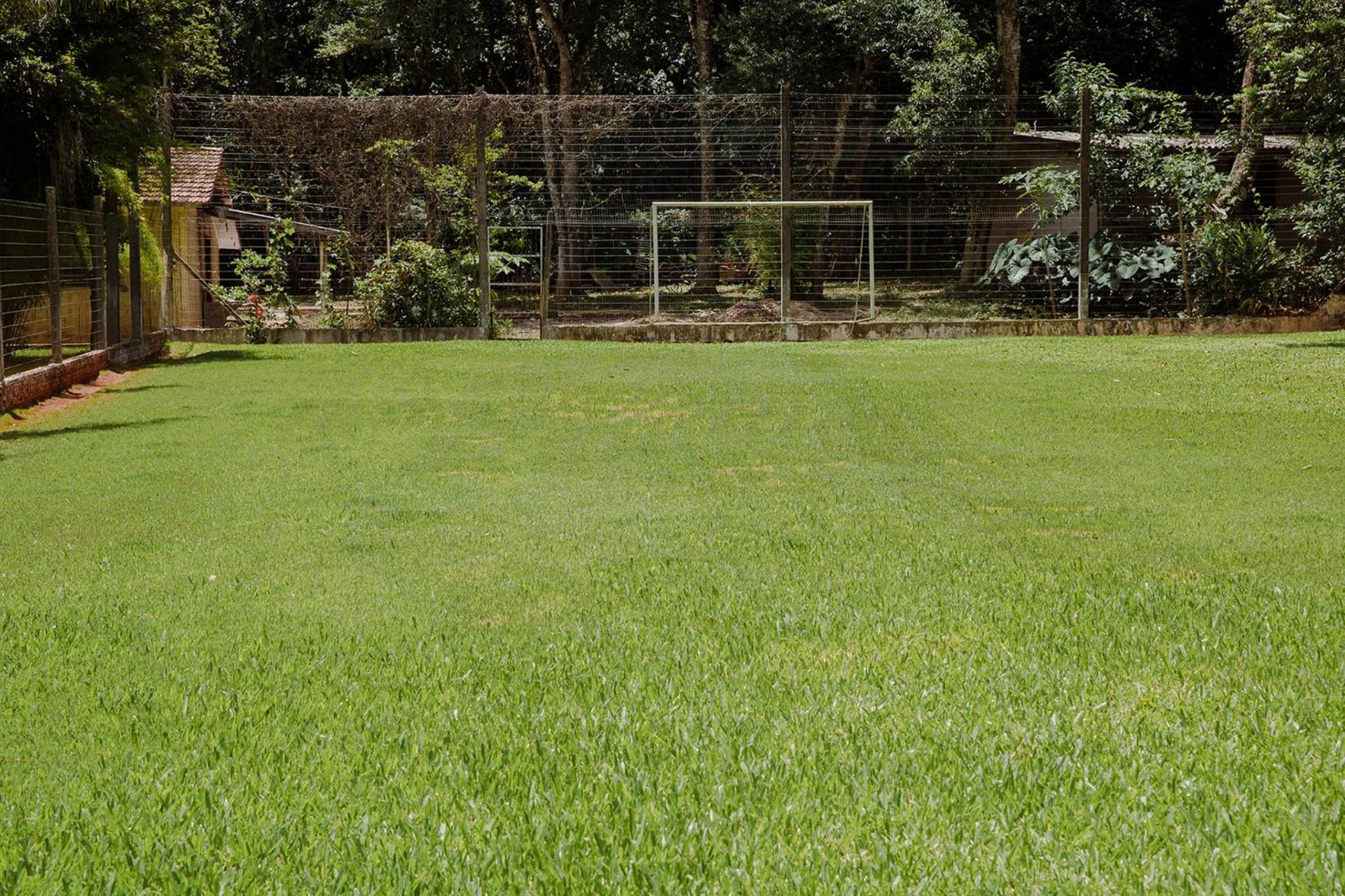 Casa de Campo com Piscina e lazer em Cascavel PR