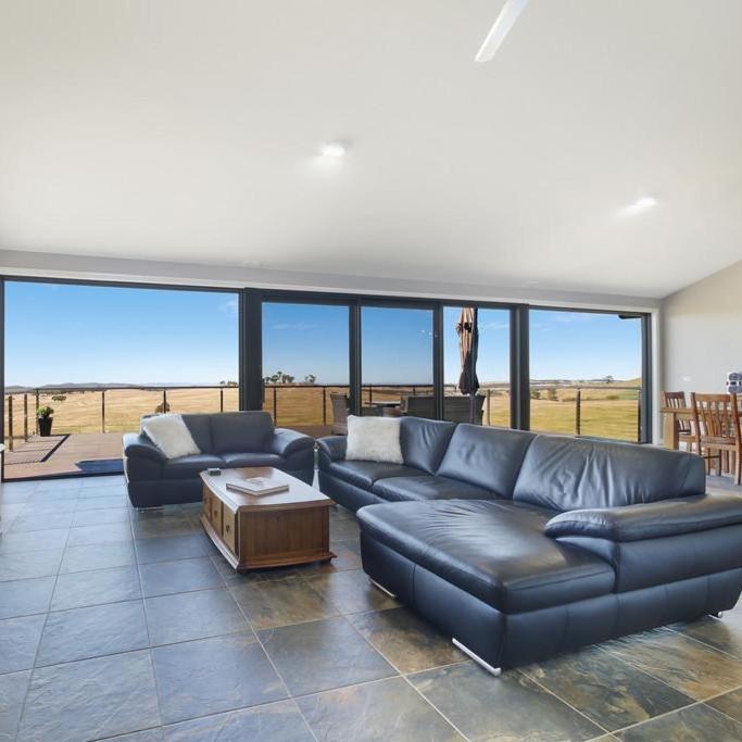 GOULBURN ALPACA FARM STAY