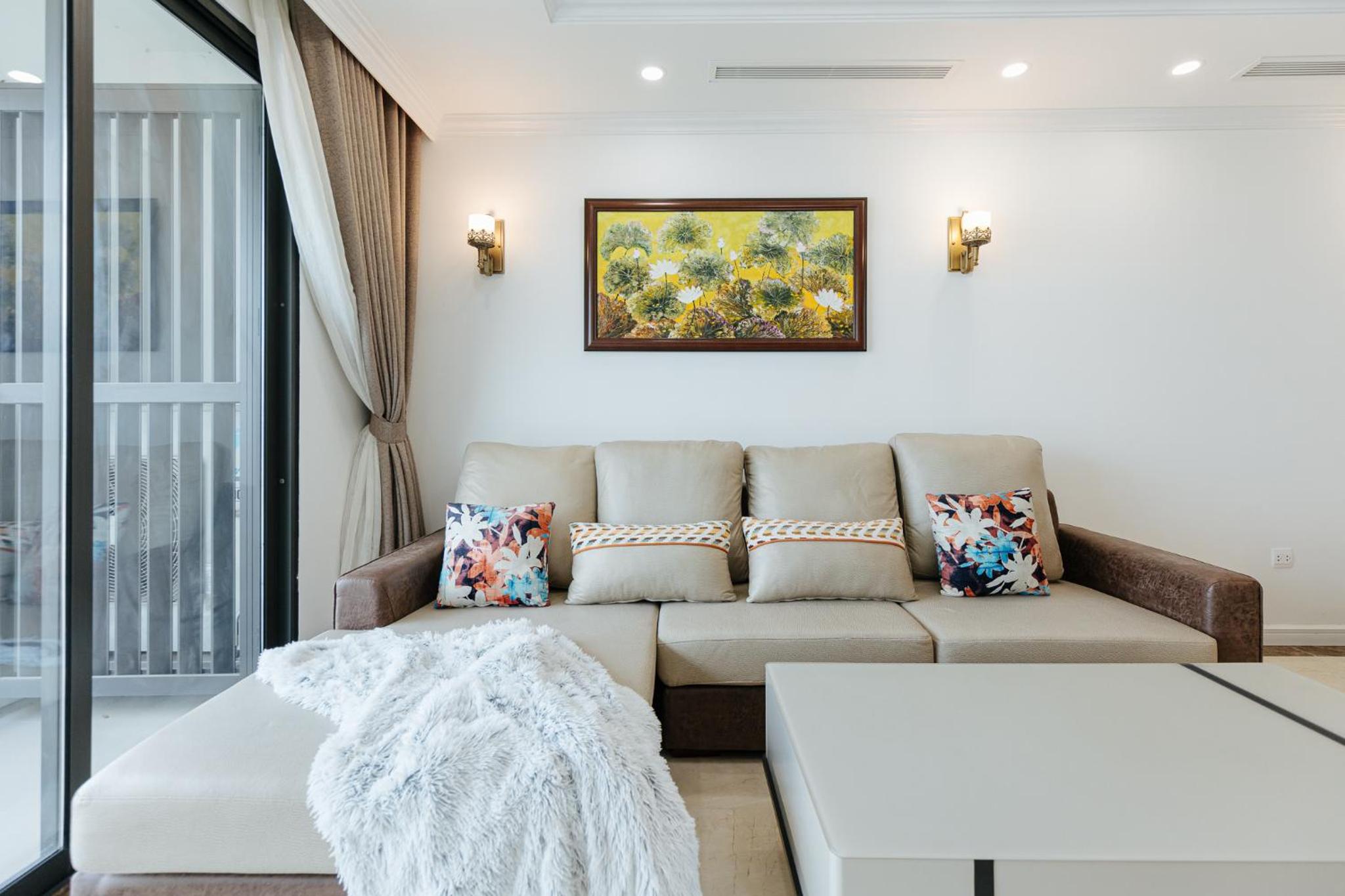 D'LEROI SOLEIL- TAY HO- NEAR WESTLAKE IN HA Noi