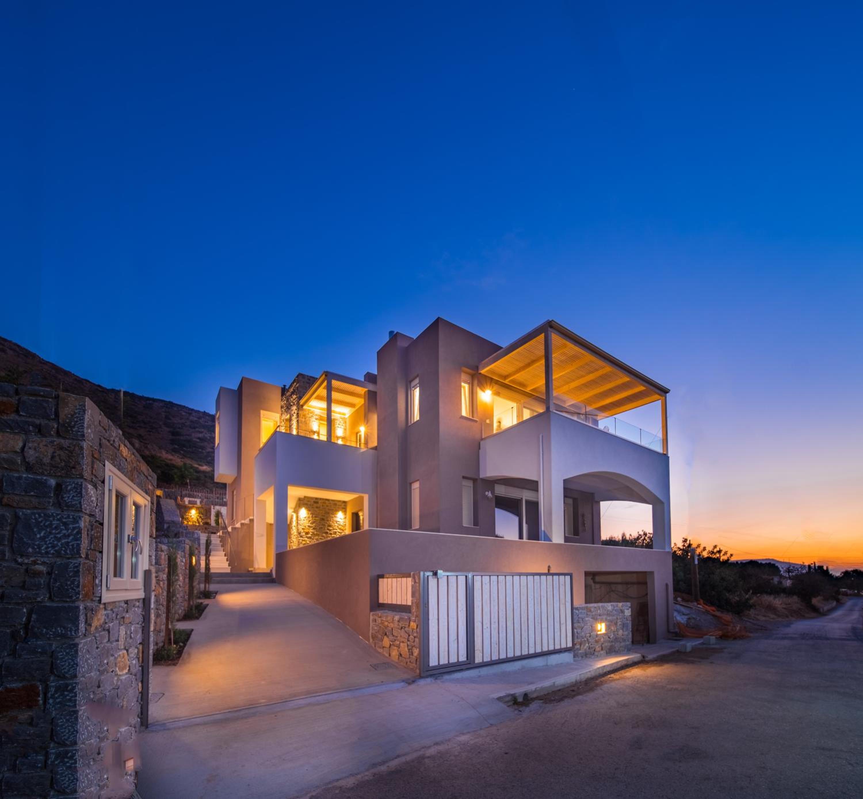 Aloni 3 bedroom Sea View Villa with private pool view 3