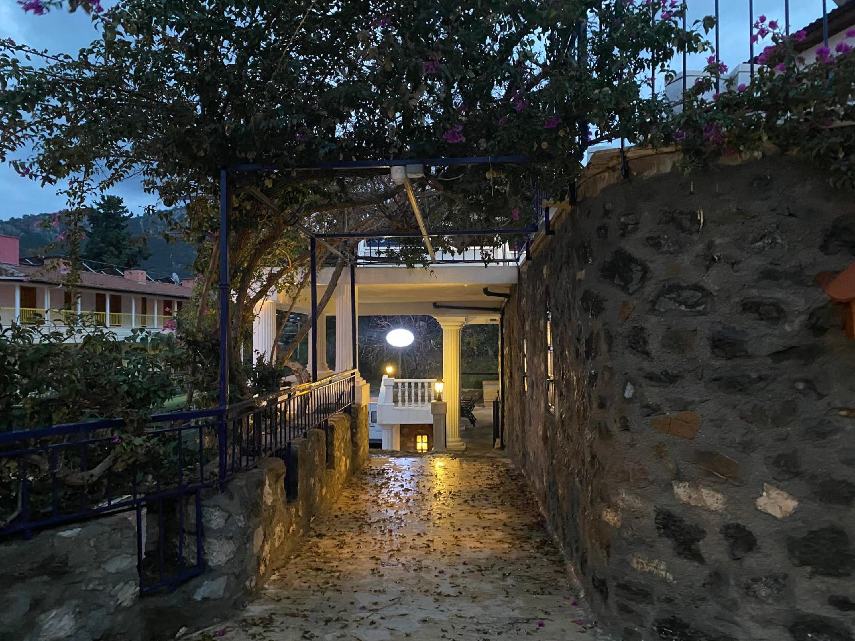 NATURELLA APART HOTEL - Image 111