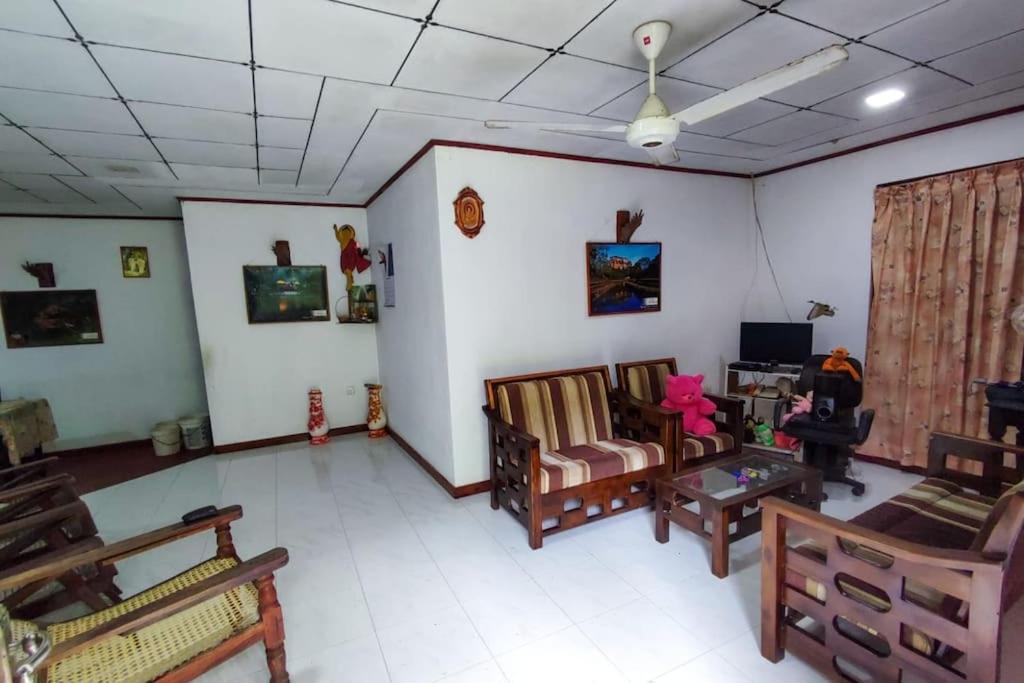 Pleasant Villa in Weligama view 3