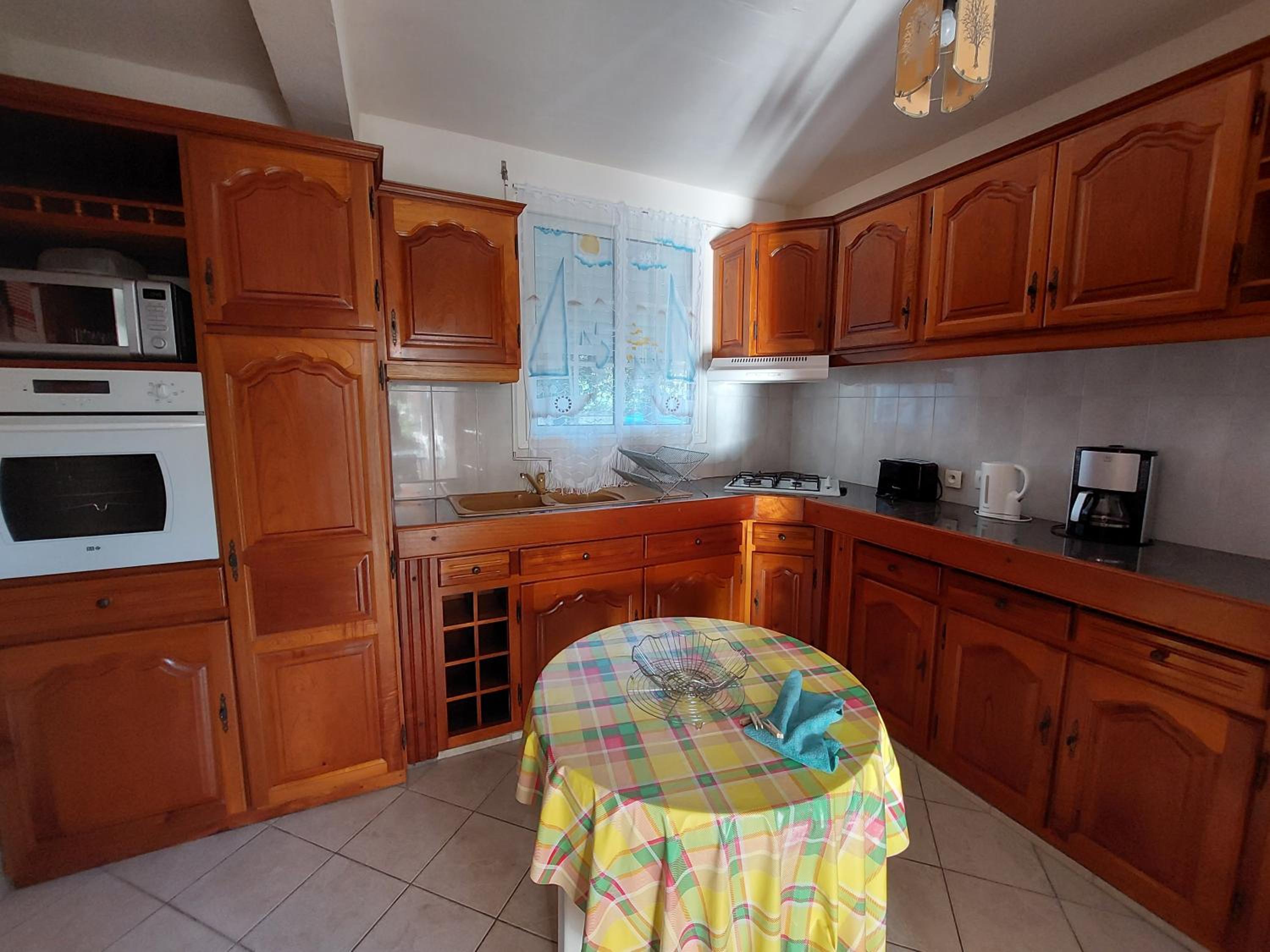 Appartement F5 dans maison à Saint François view 5