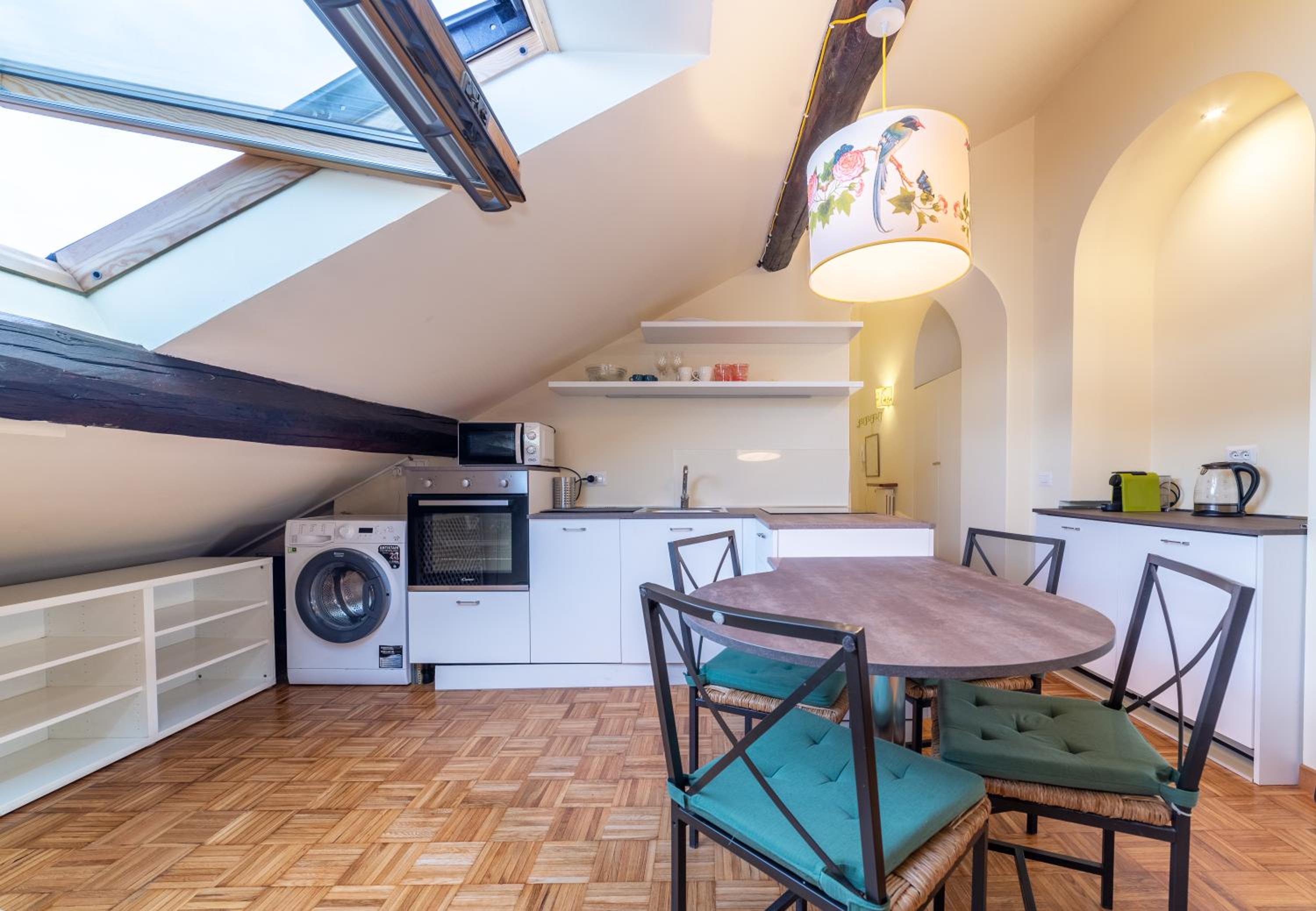 BRERA - Sella Charme Apartment Castle View