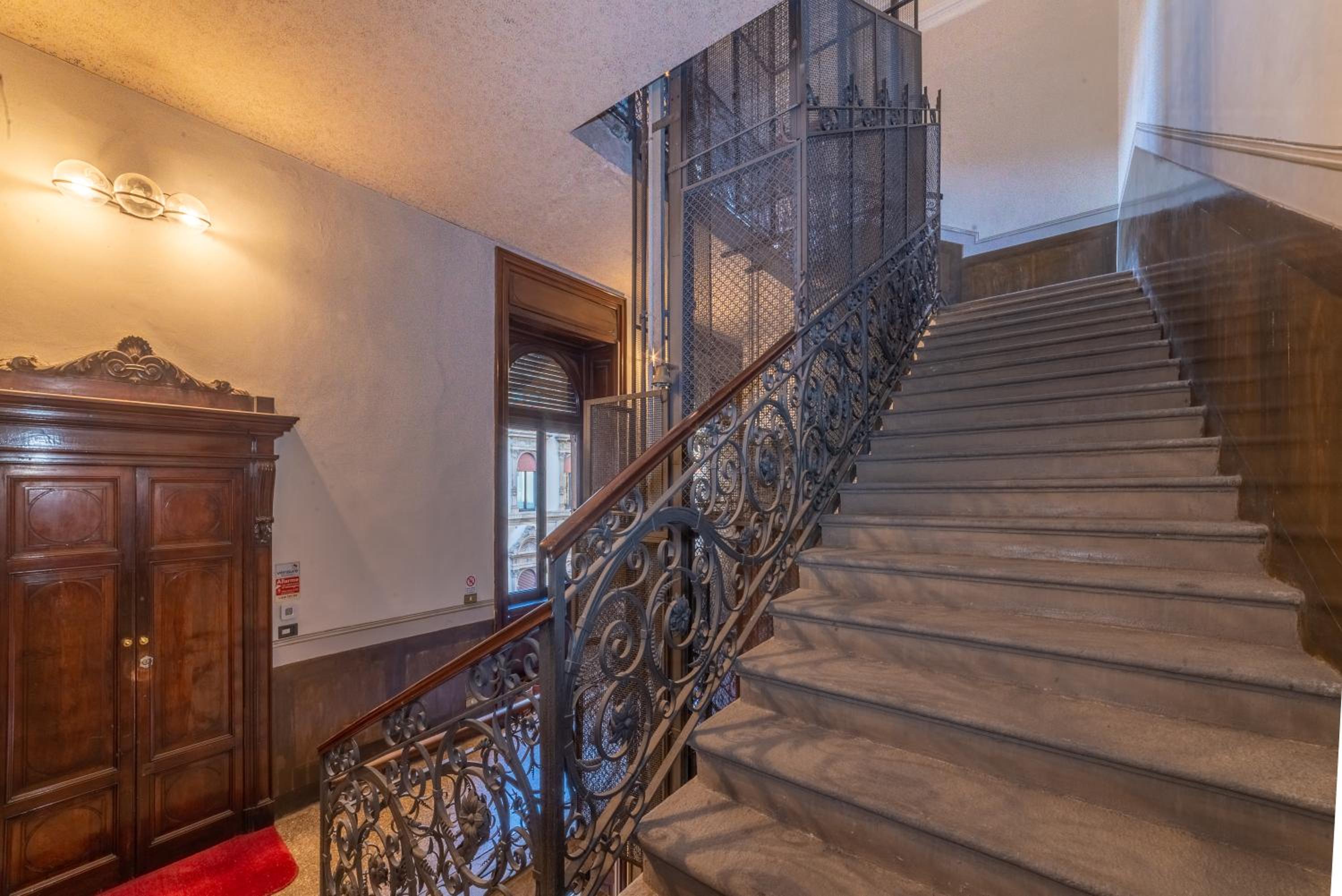 BRERA - Sella Charme Apartment Castle View