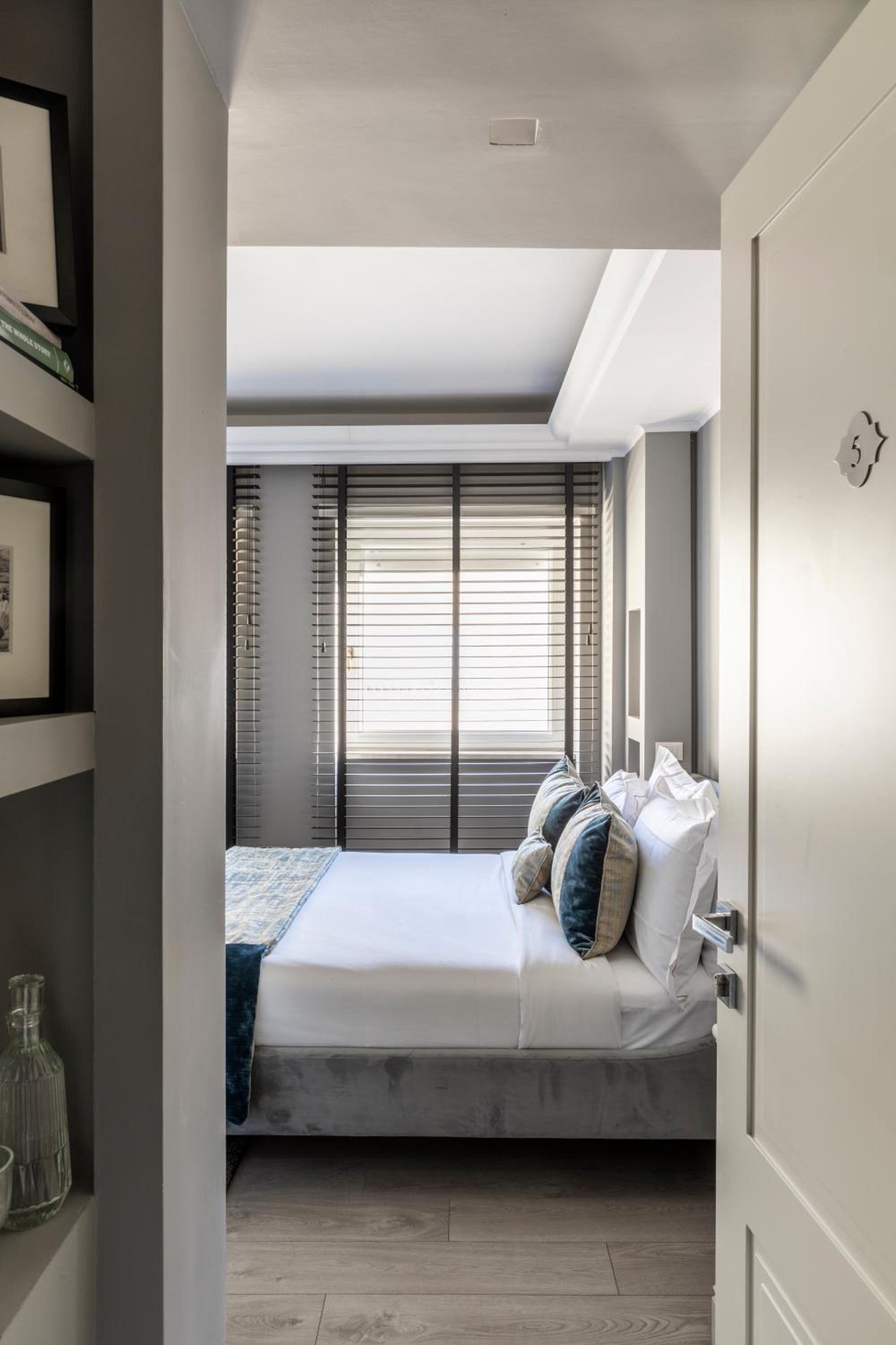 NAMAN HOTELLERIE - Spagna