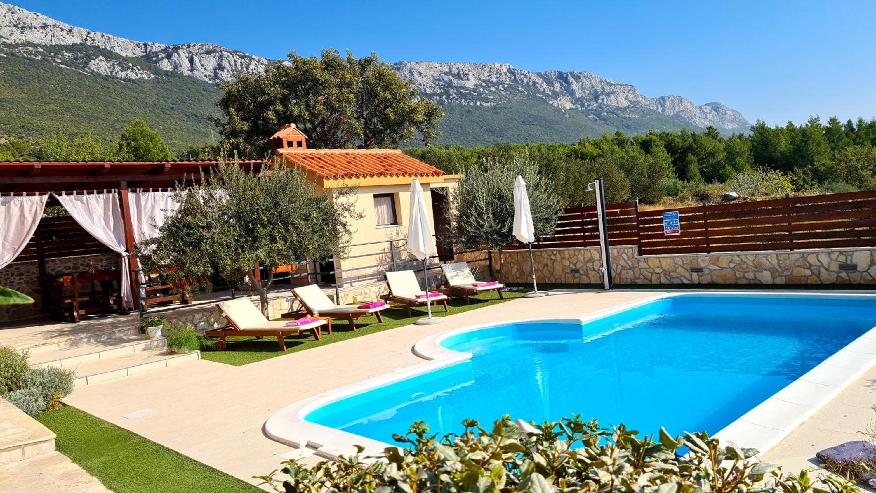 Holiday home Magic view with private heated pool view 3